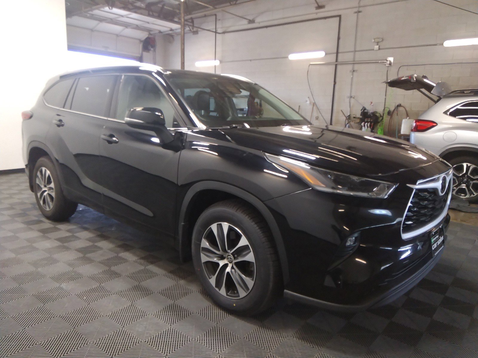 2021 Toyota Highlander XLE AWD