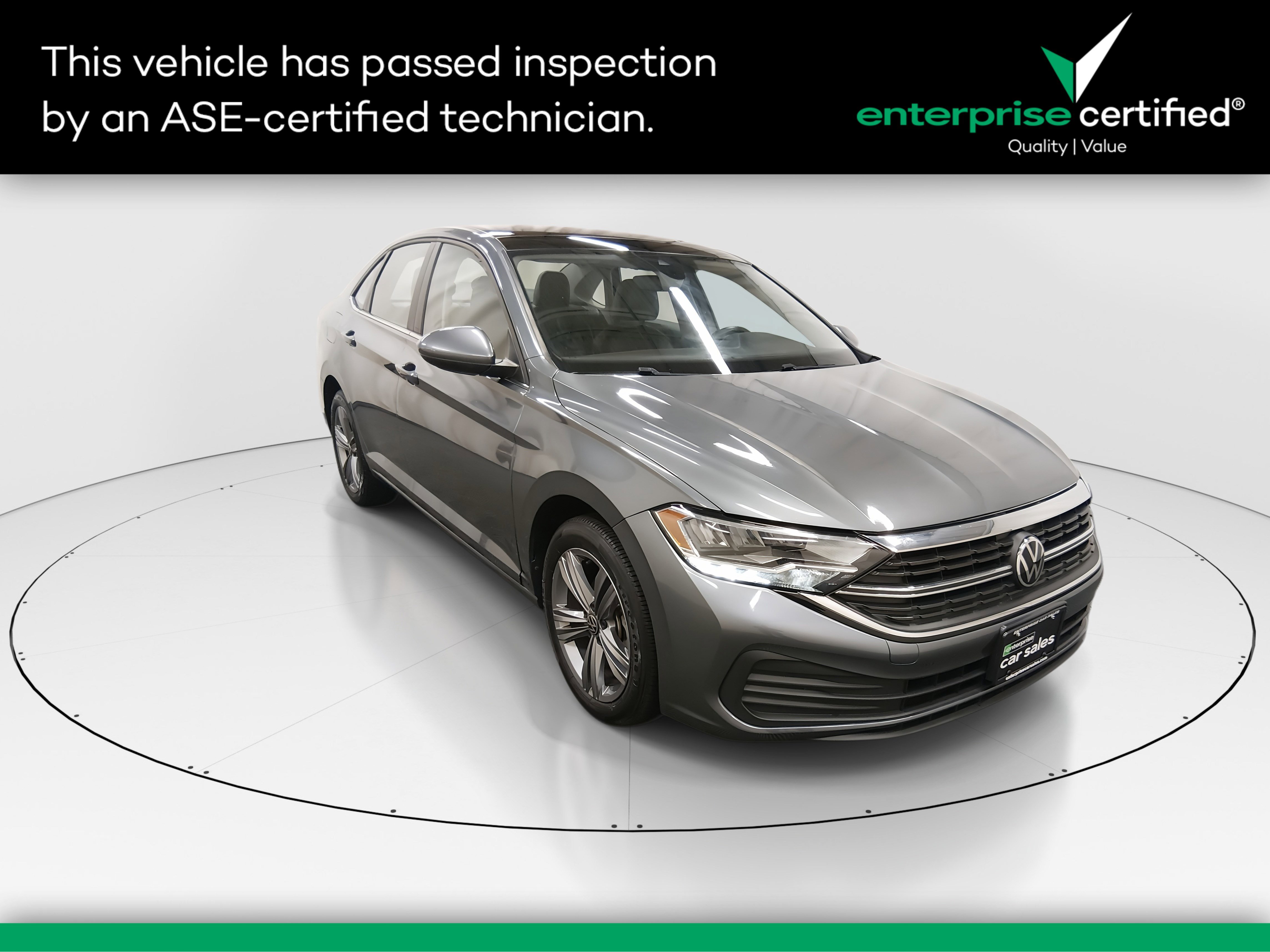 Used 2024 Volkswagen Jetta SE Auto
