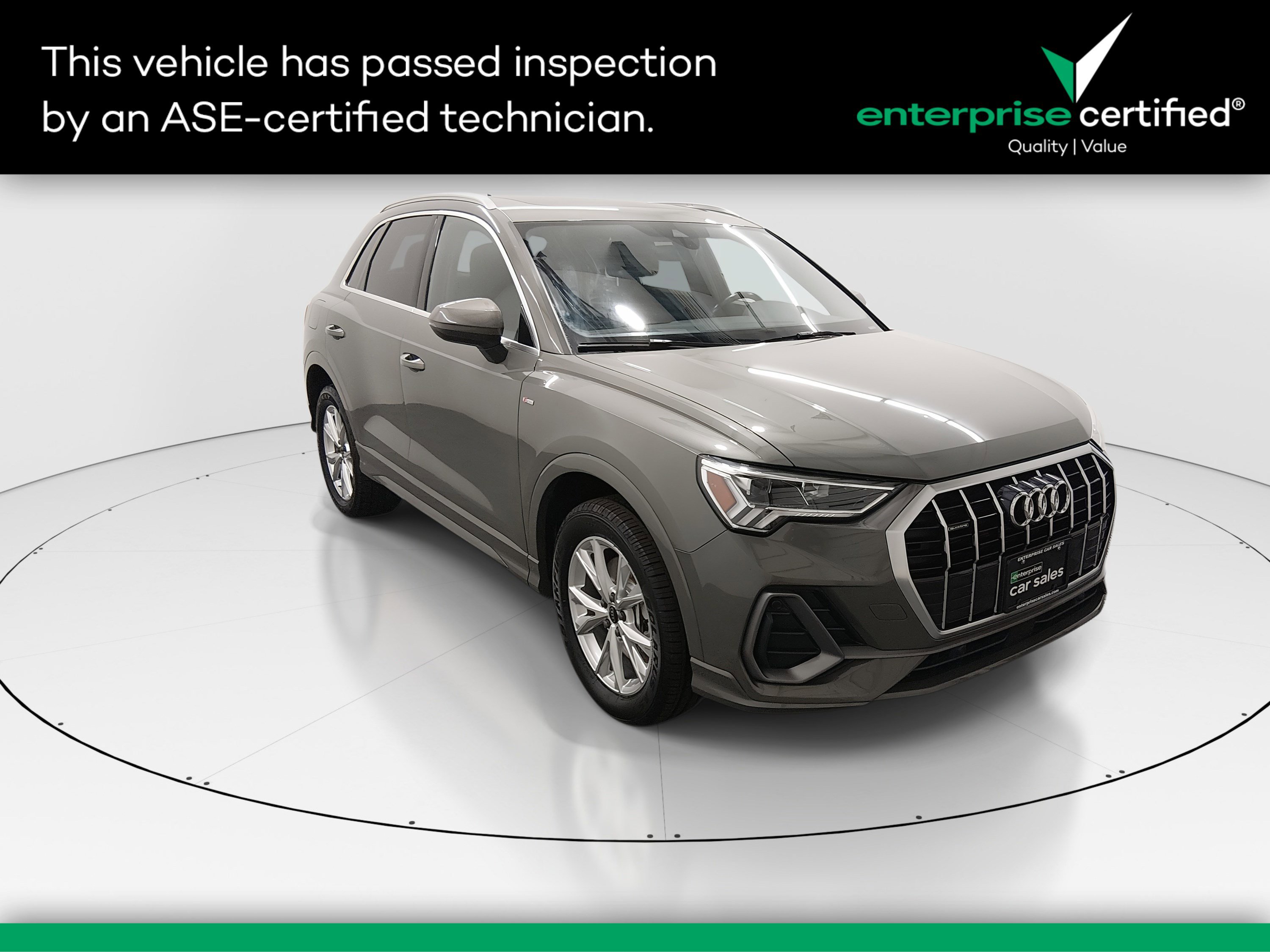 2023 Audi Q3 S Line Premium's photo