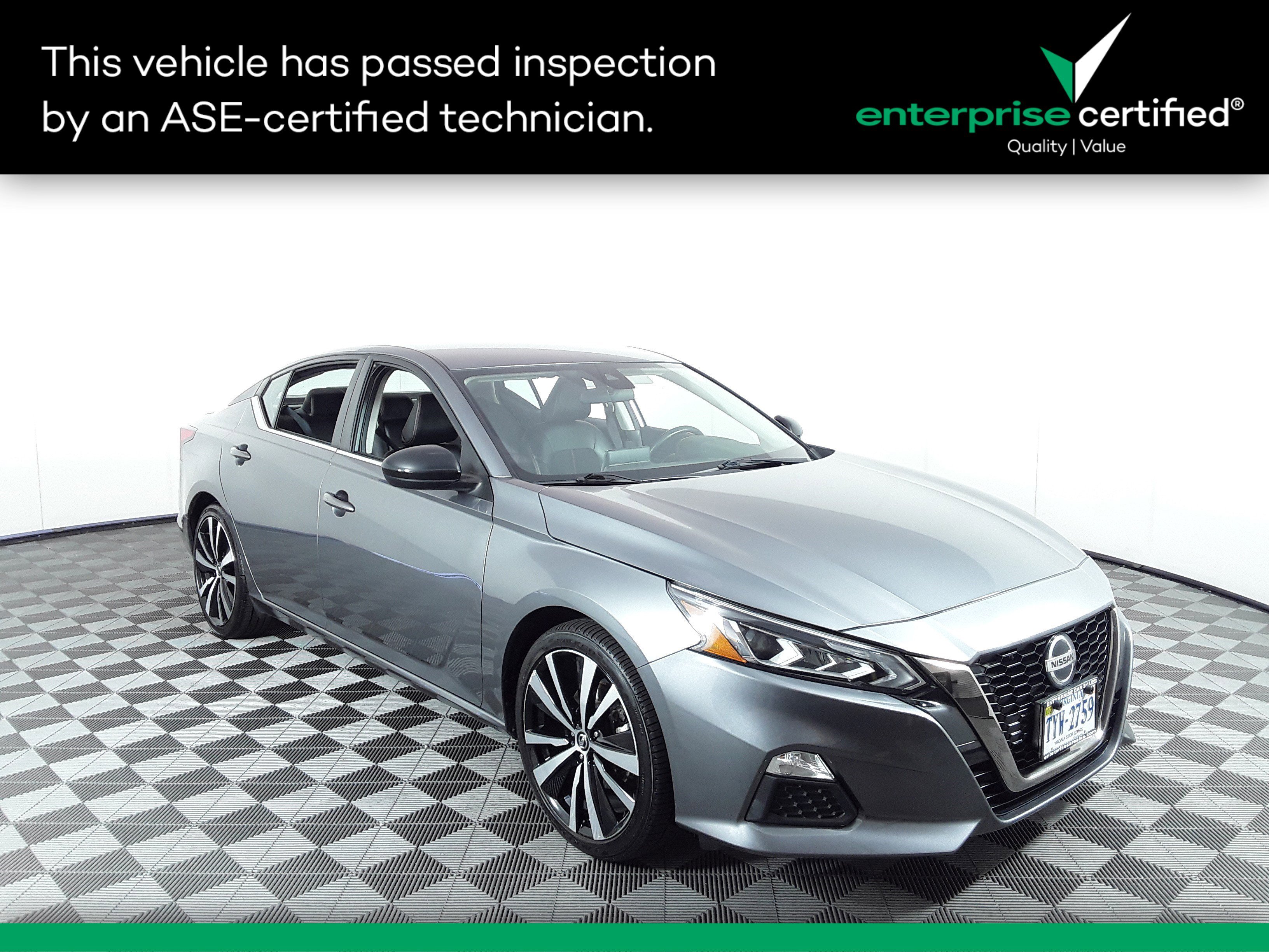 2022 Nissan Altima 2.5 SR Sedan