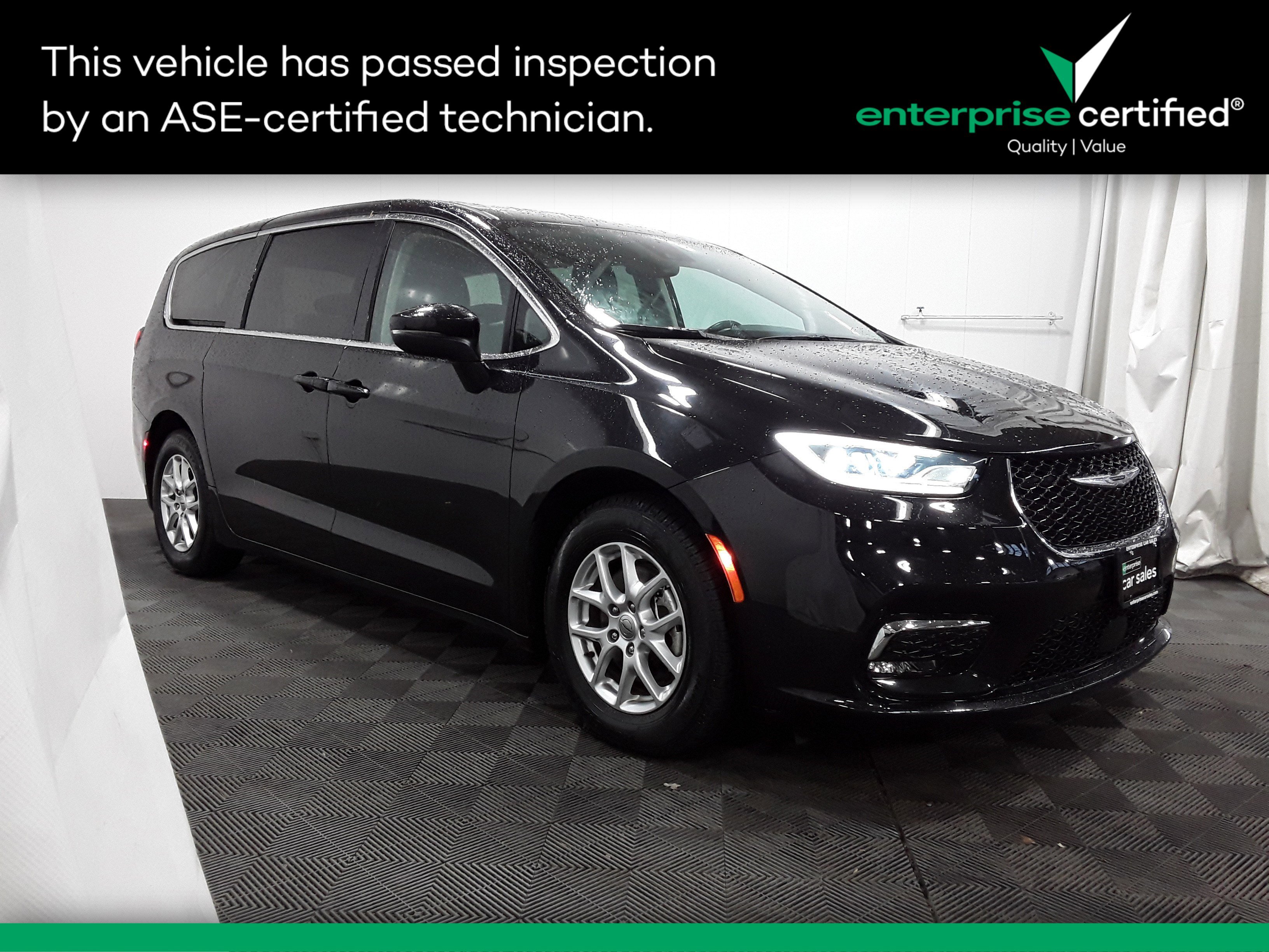 2023 Chrysler Pacifica Touring L FWD