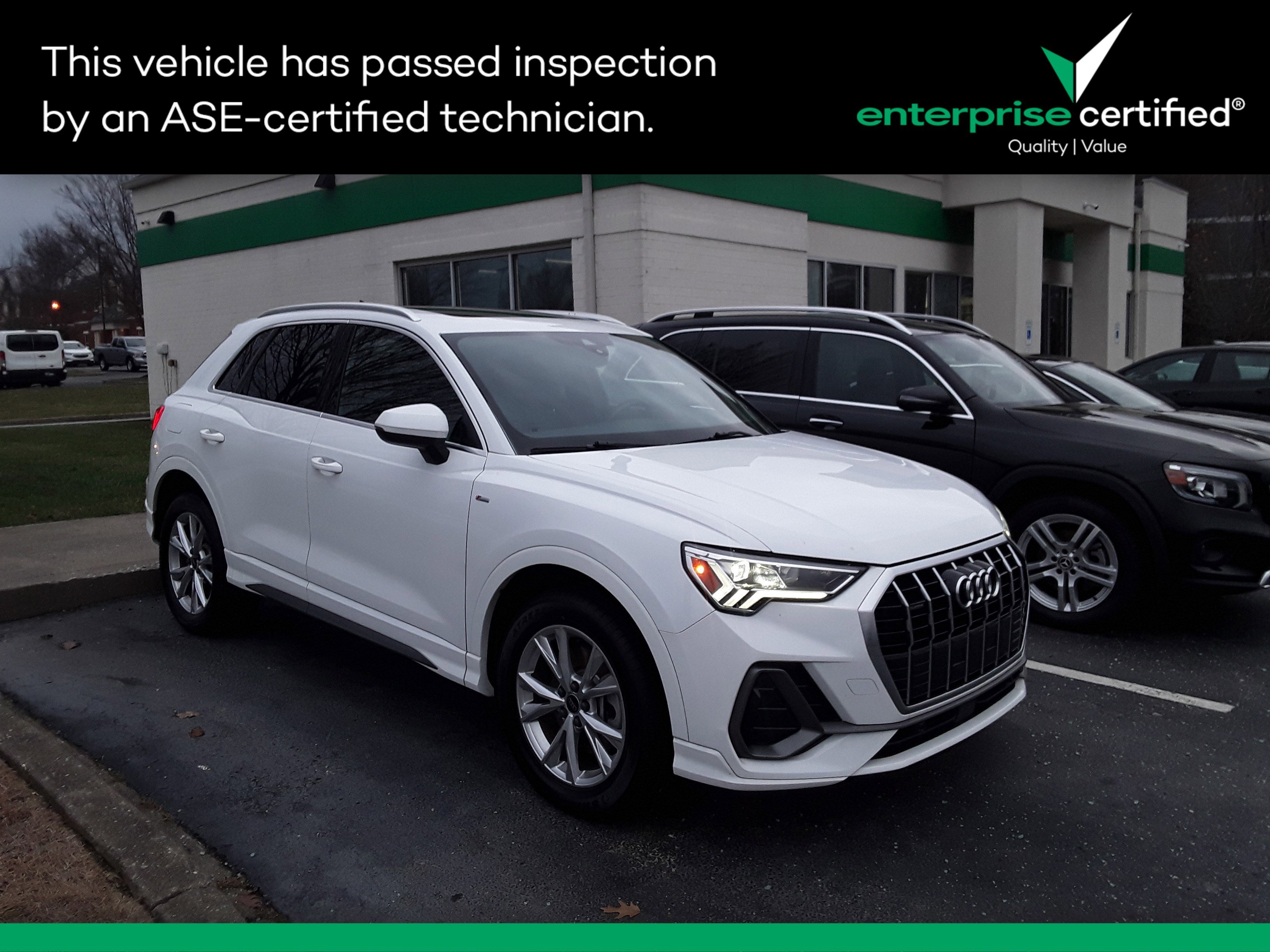 2023 Audi Q3 S Line Premium's photo