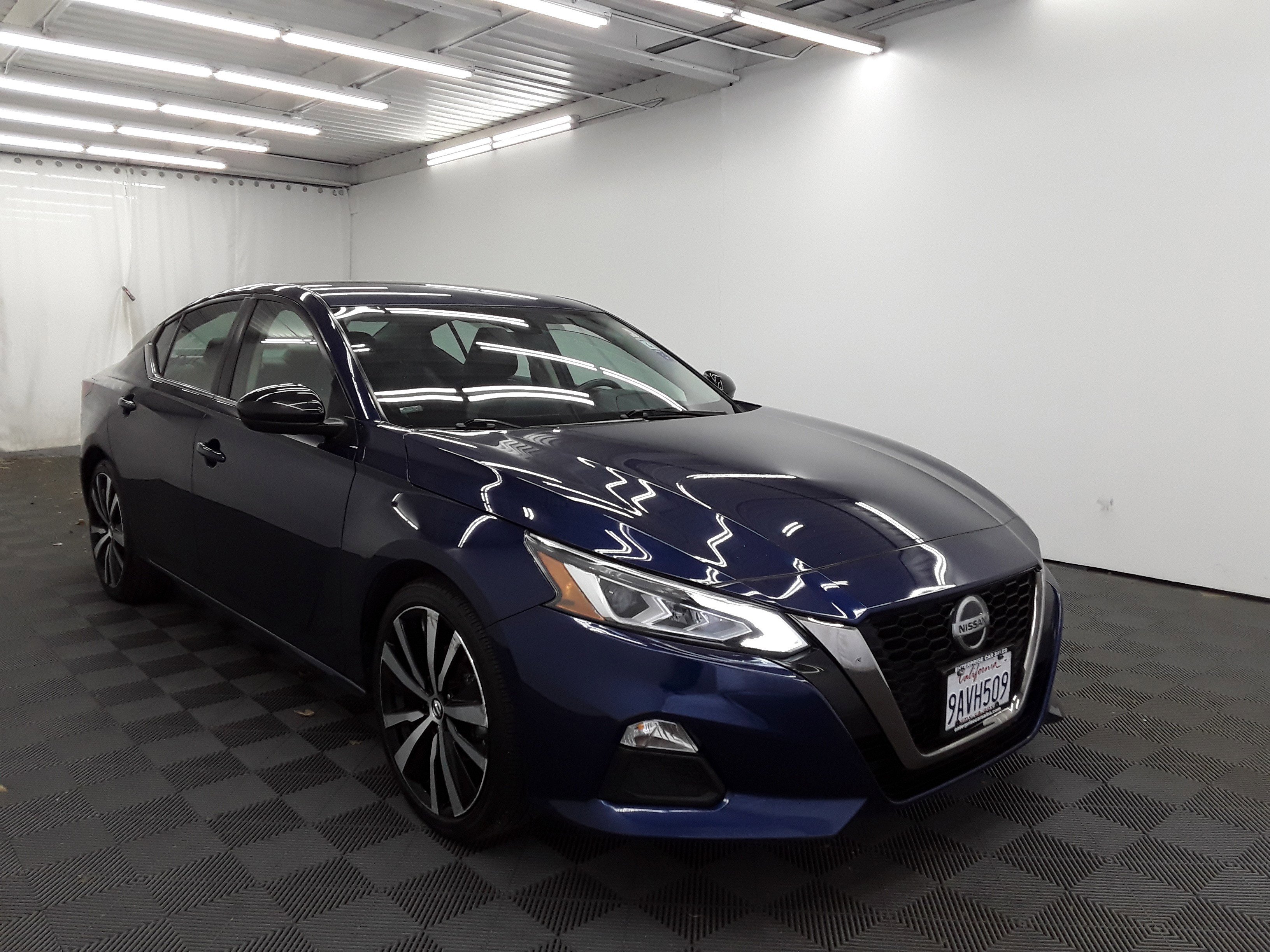 2022 Nissan Altima 2.5 SR Sedan