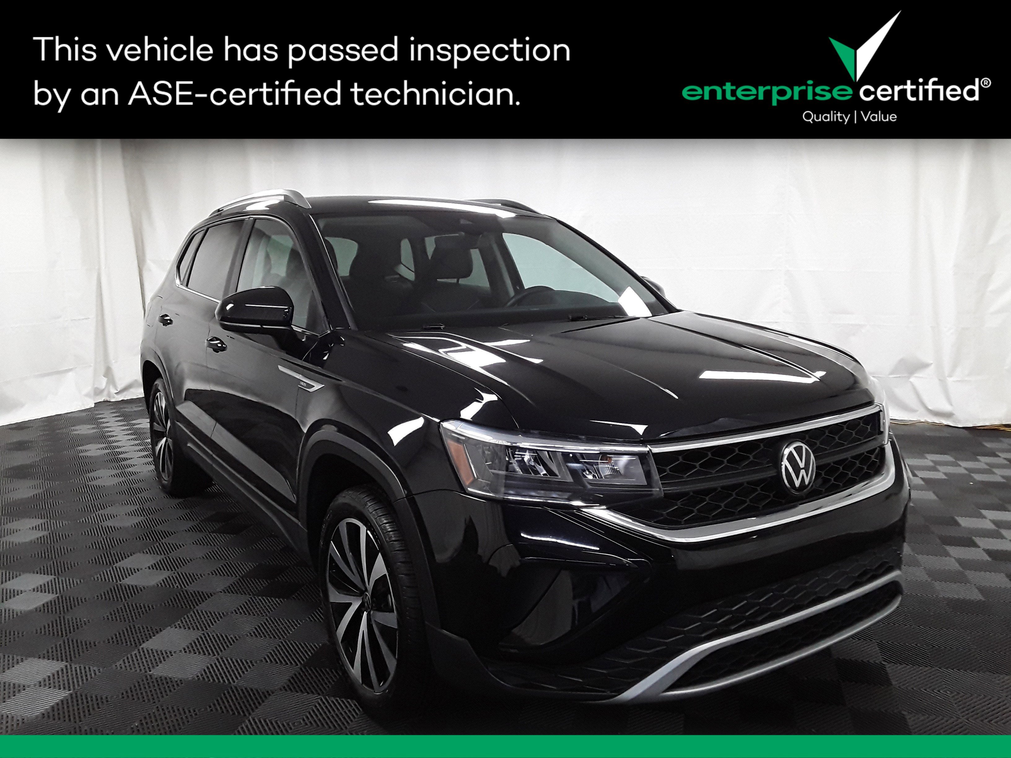 2024 Volkswagen Taos SE FWD