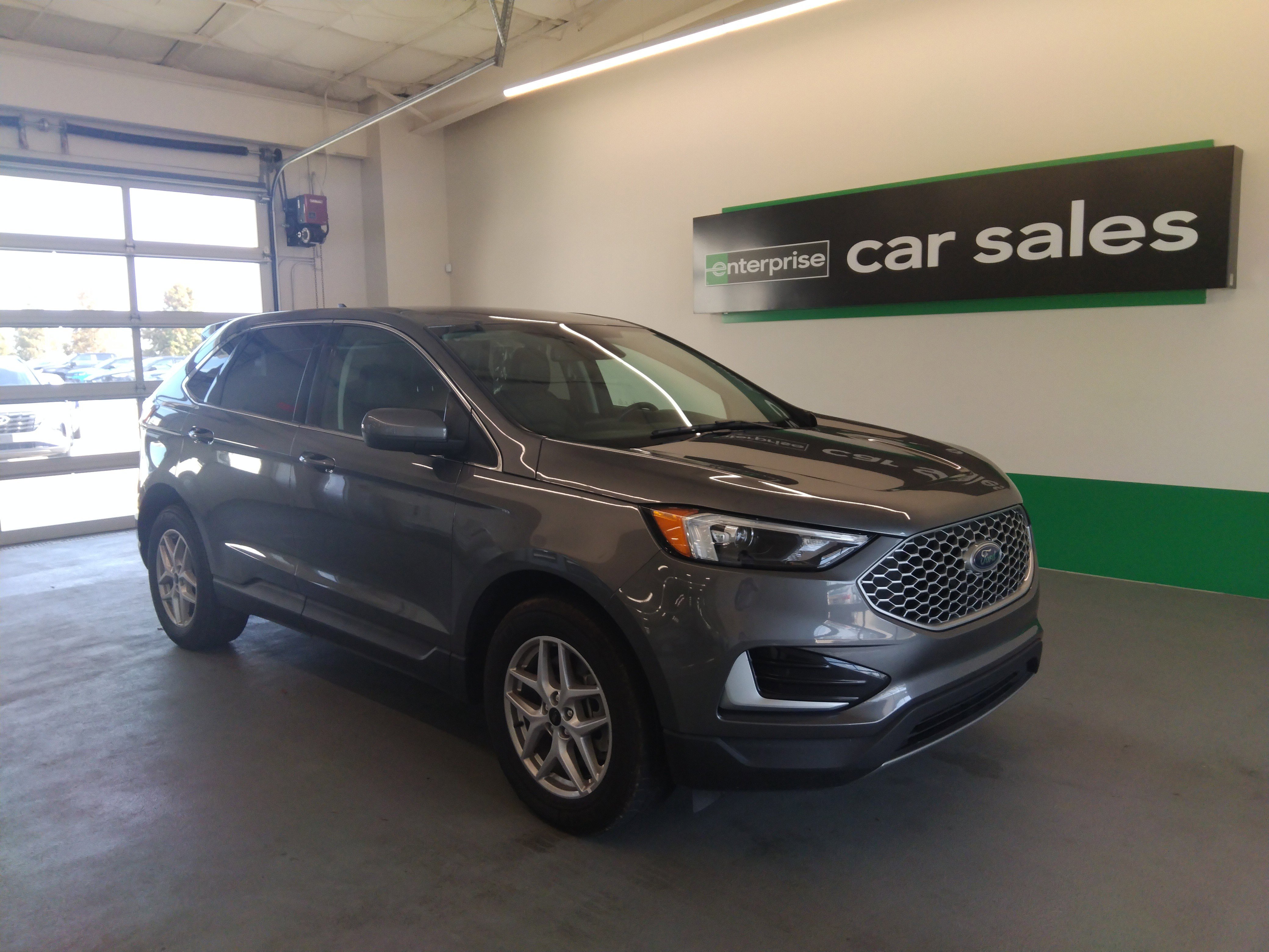 2023 Ford Edge SEL's photo