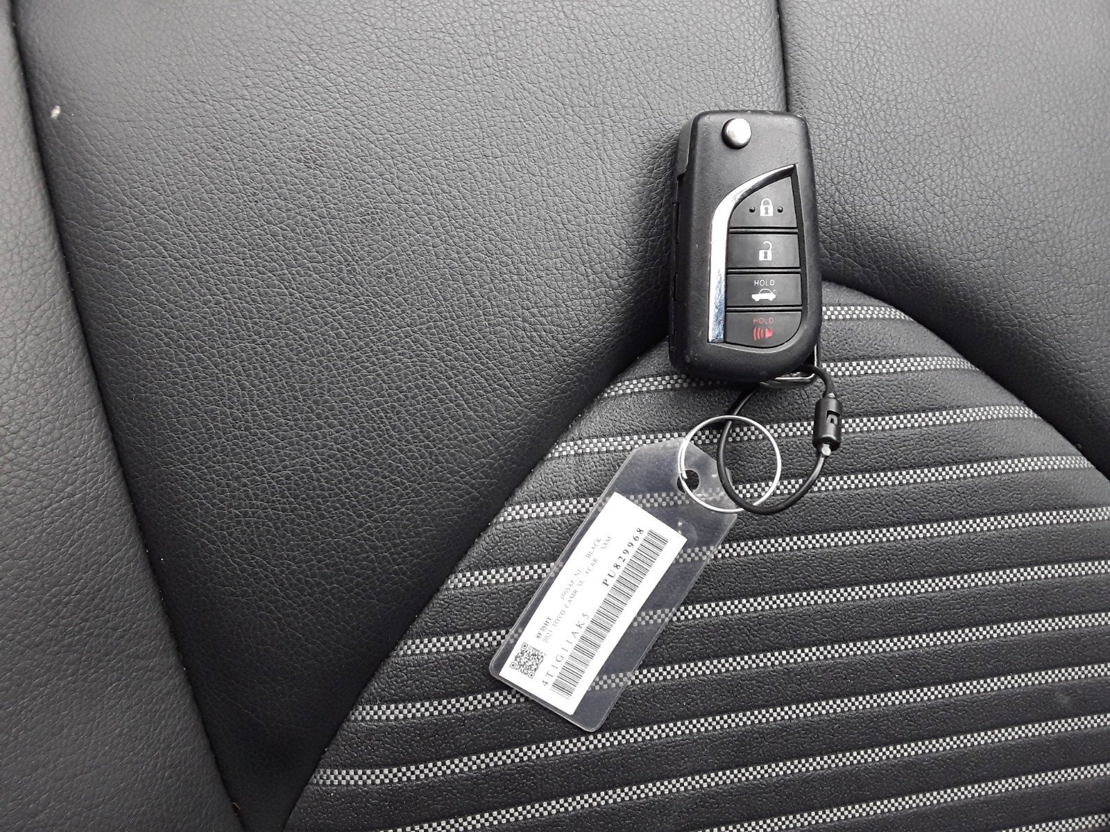 Image 10 of Used 2023 Toyota Camry SE Auto