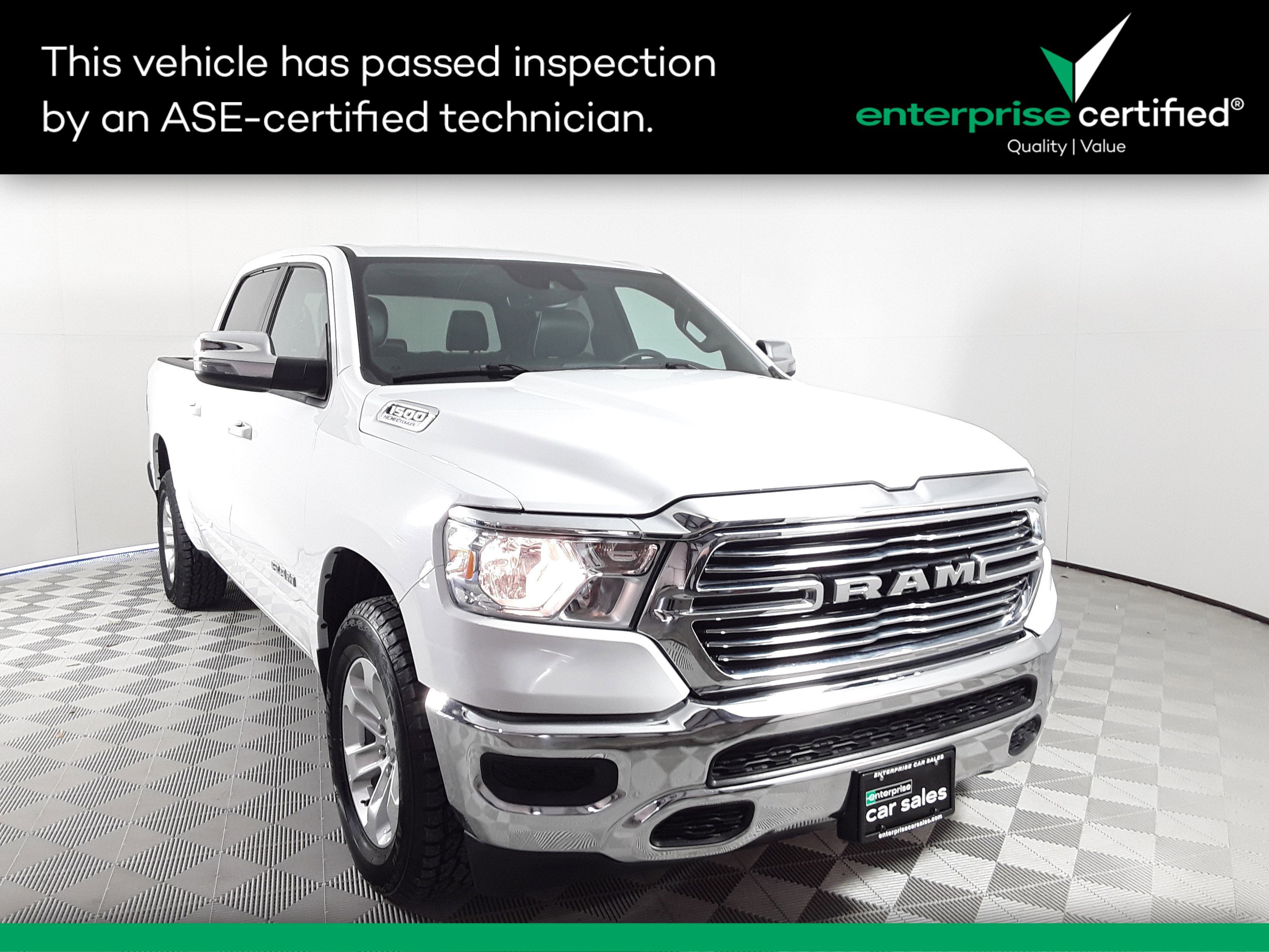 2024 Ram 1500 Laramie 4x2 Crew Cab 5'7