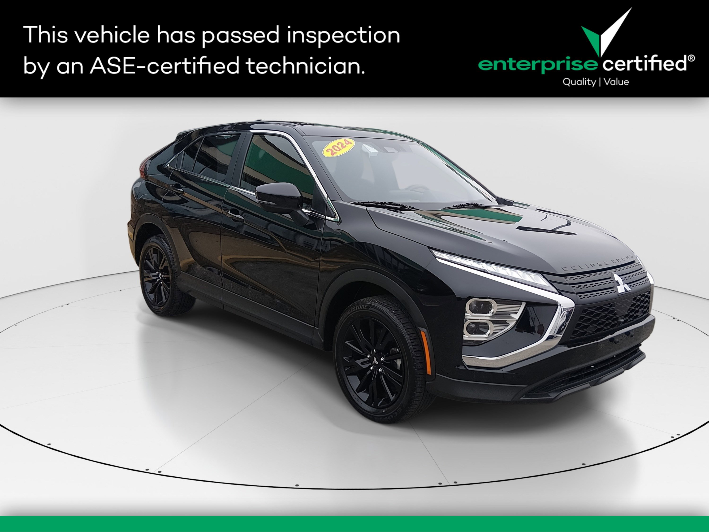 2024 Mitsubishi Eclipse Cross LE's photo