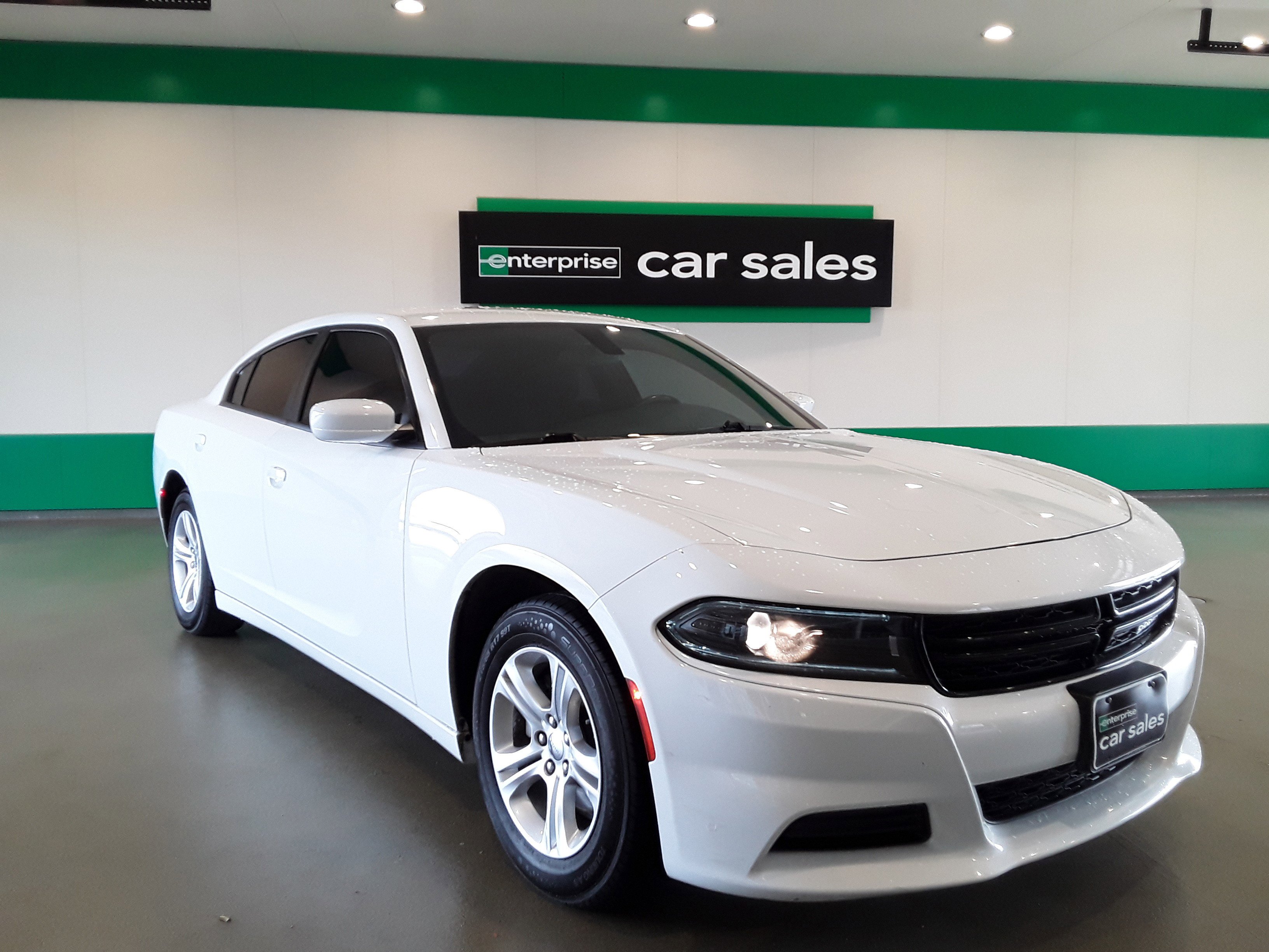2022 Dodge Charger SXT RWD