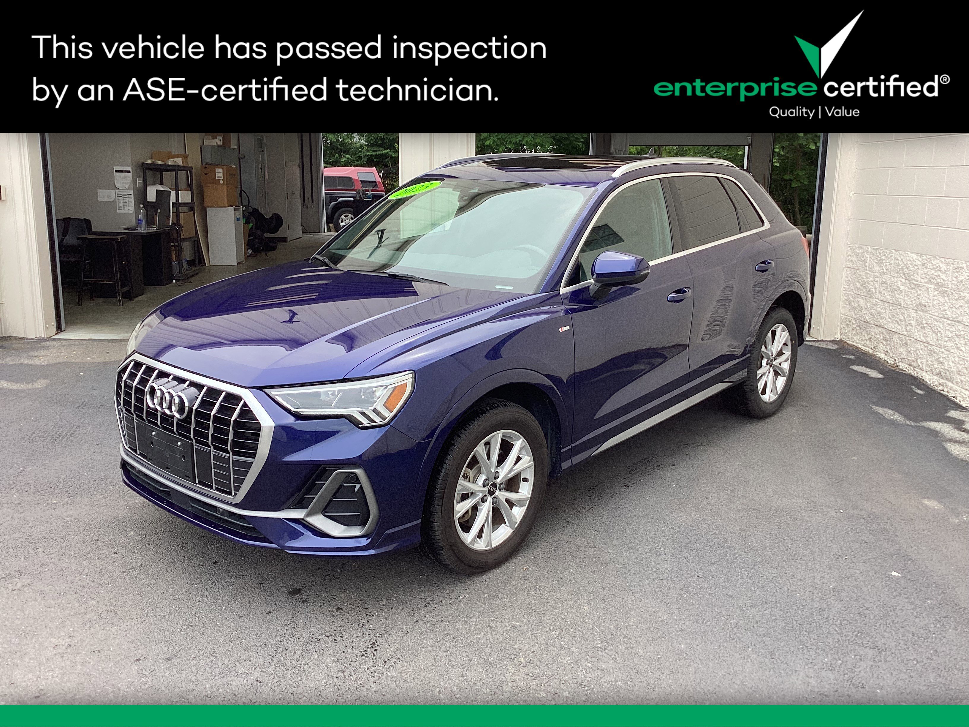 2023 Audi Q3 S line Premium 45 TFSI quattro