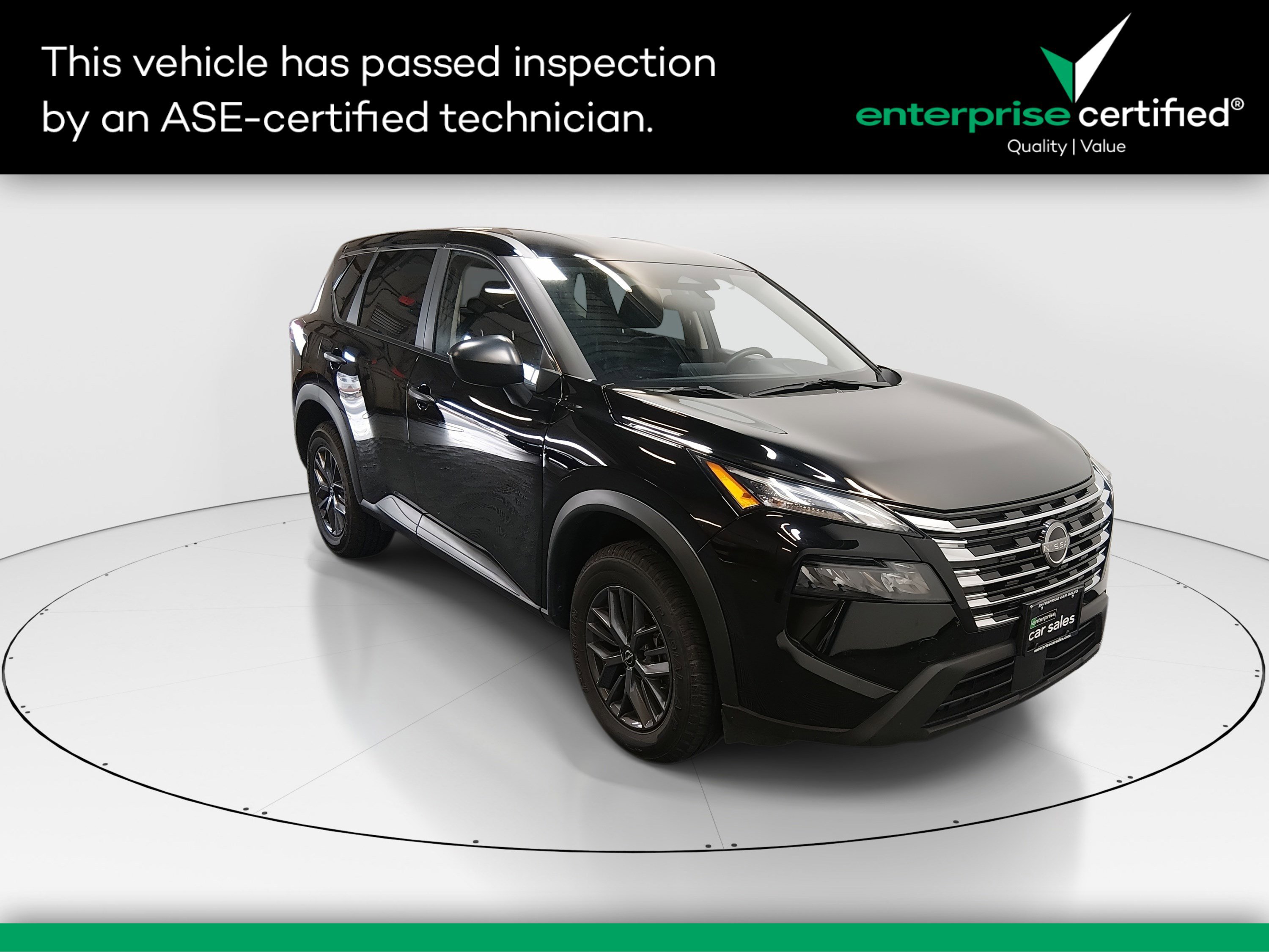 2024 Nissan Rogue S's photo