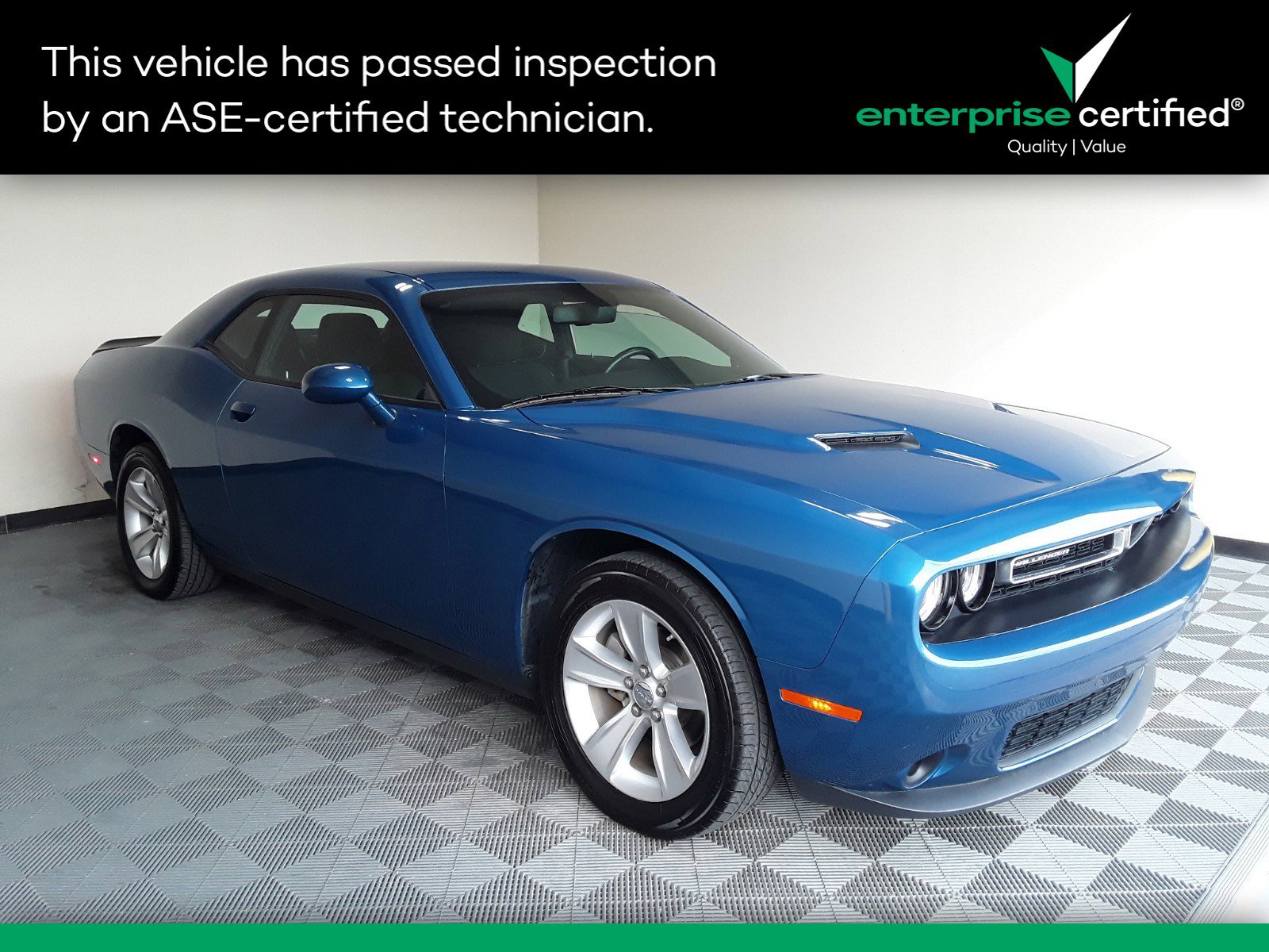 Used 2023 Dodge Challenger SXT RWD