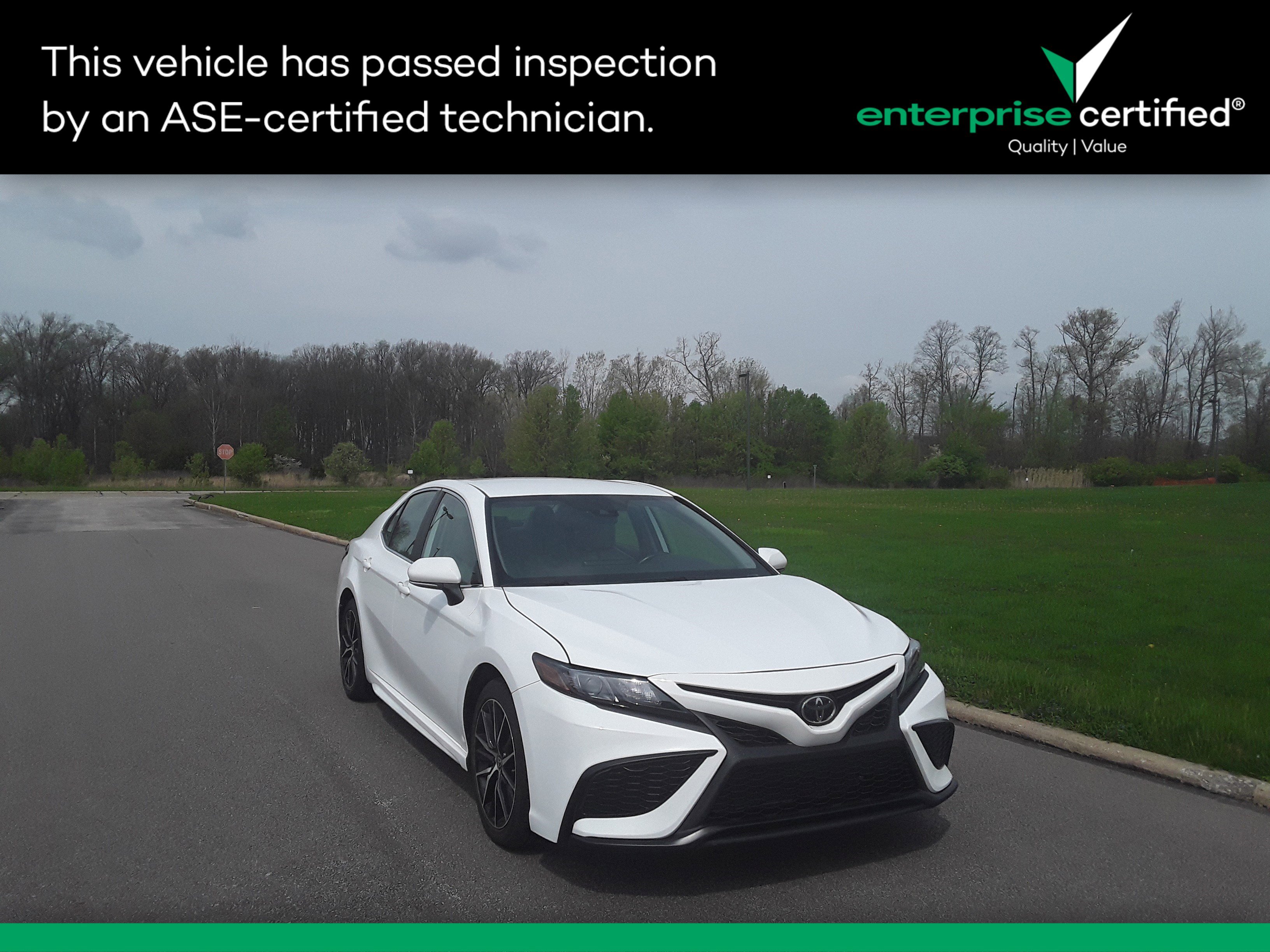 2023 Toyota Camry SE Auto