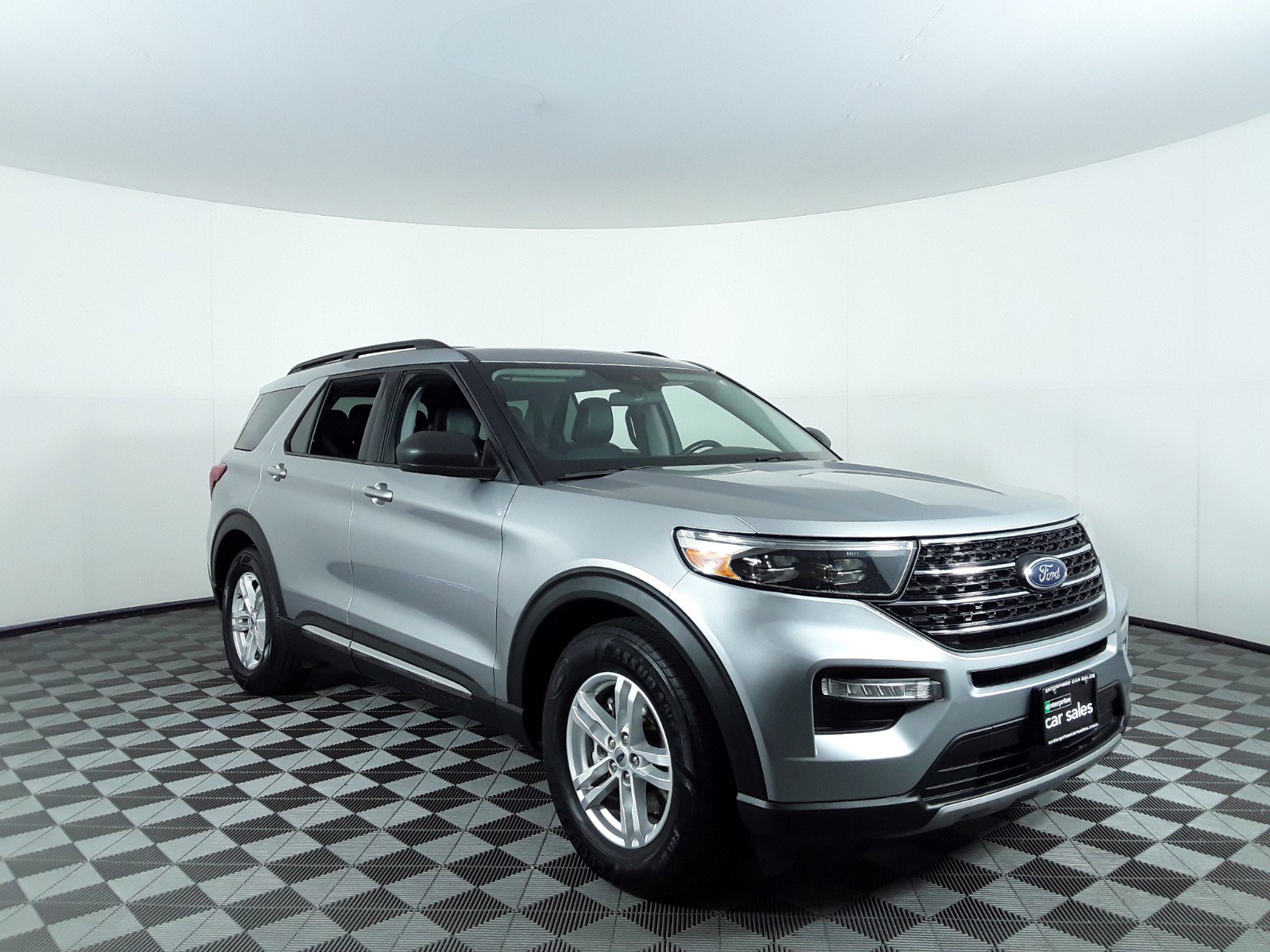 2021 Ford Explorer XLT RWD