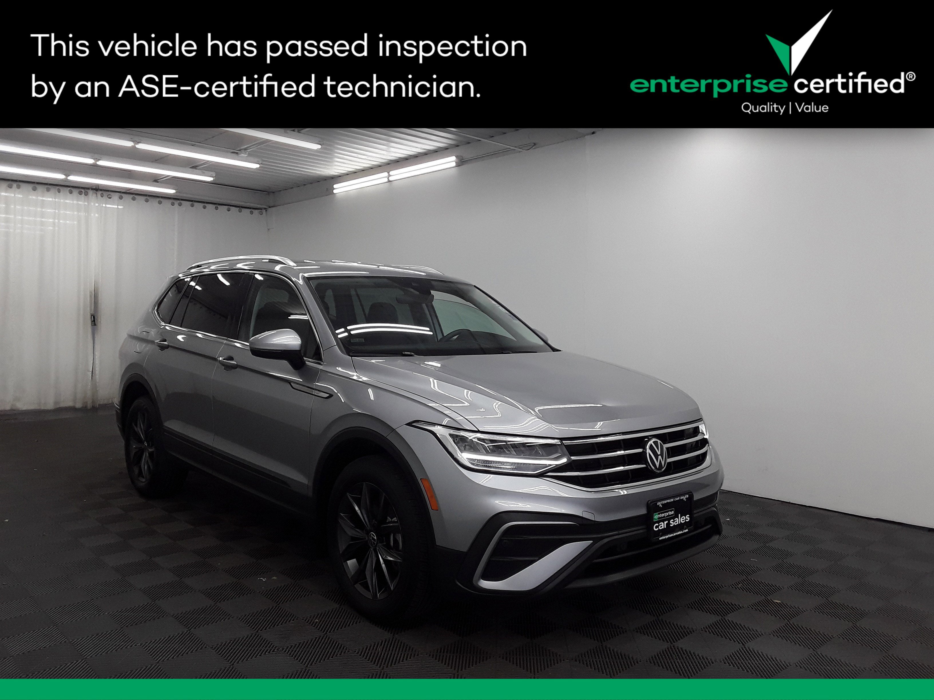 Used 2024 Volkswagen Tiguan SE 2.0T 4MOTION