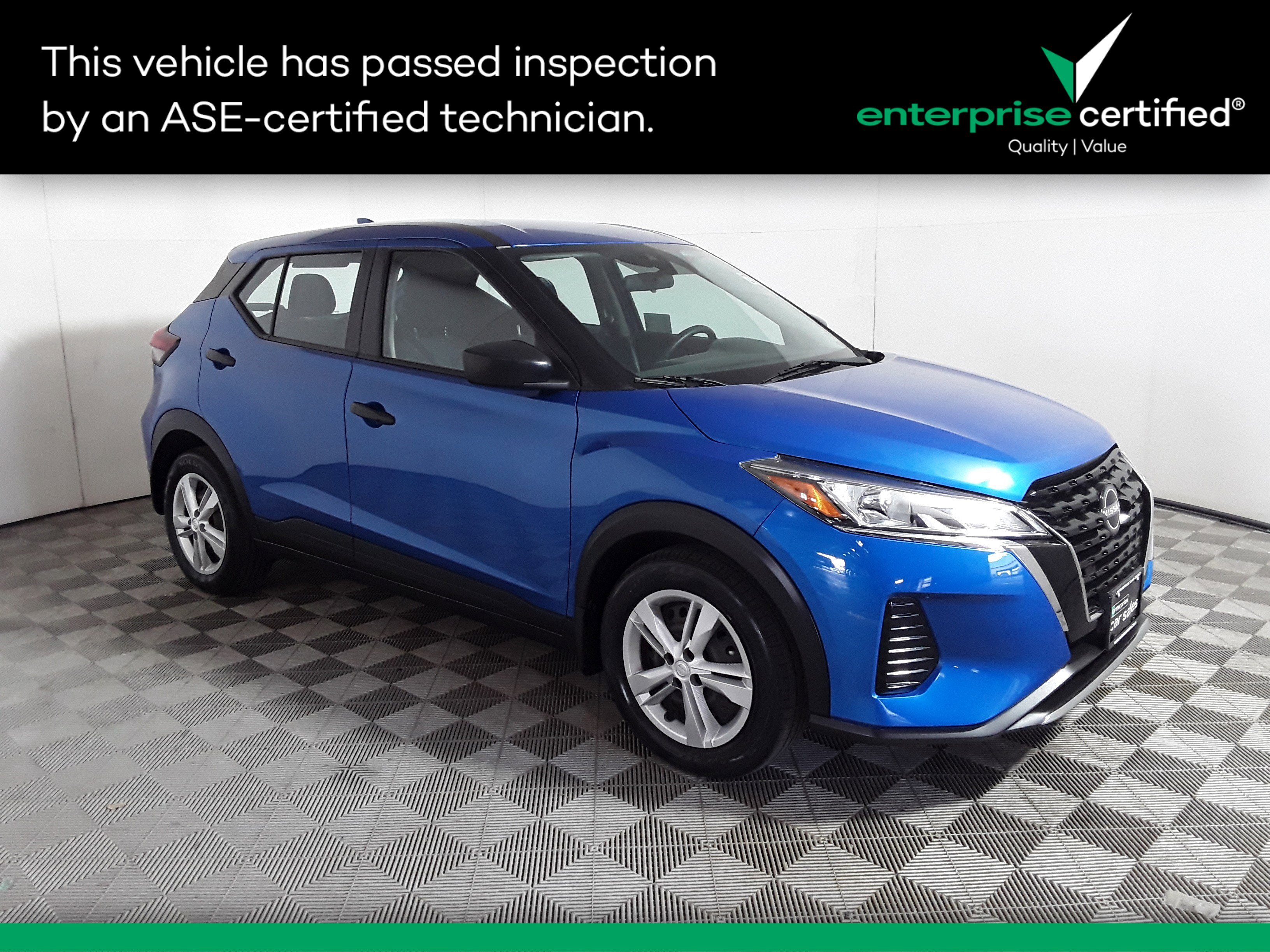 Used 2023 Nissan Kicks S FWD