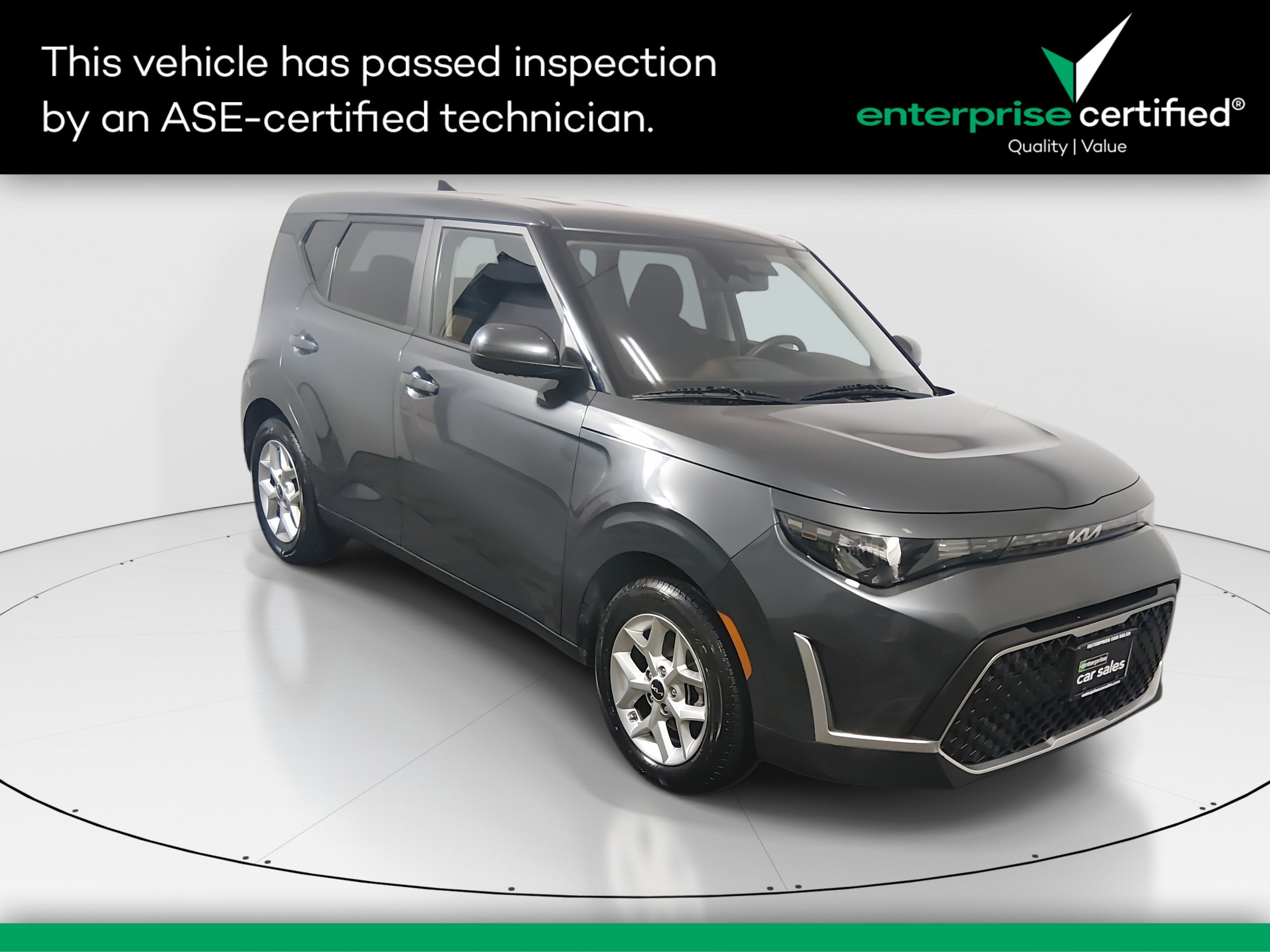 2023 Kia Soul LX's photo