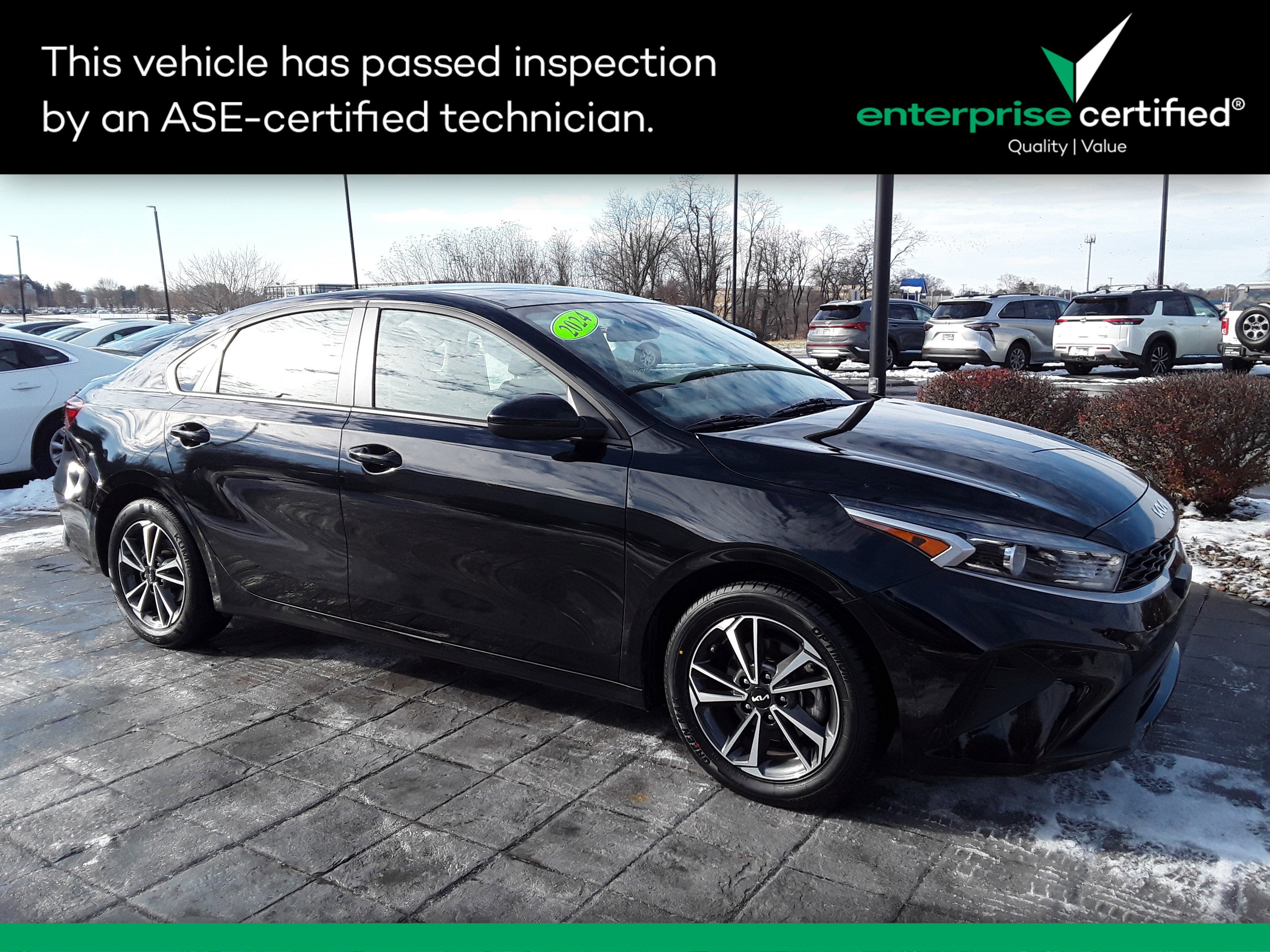 2024 Kia Forte LXS's photo