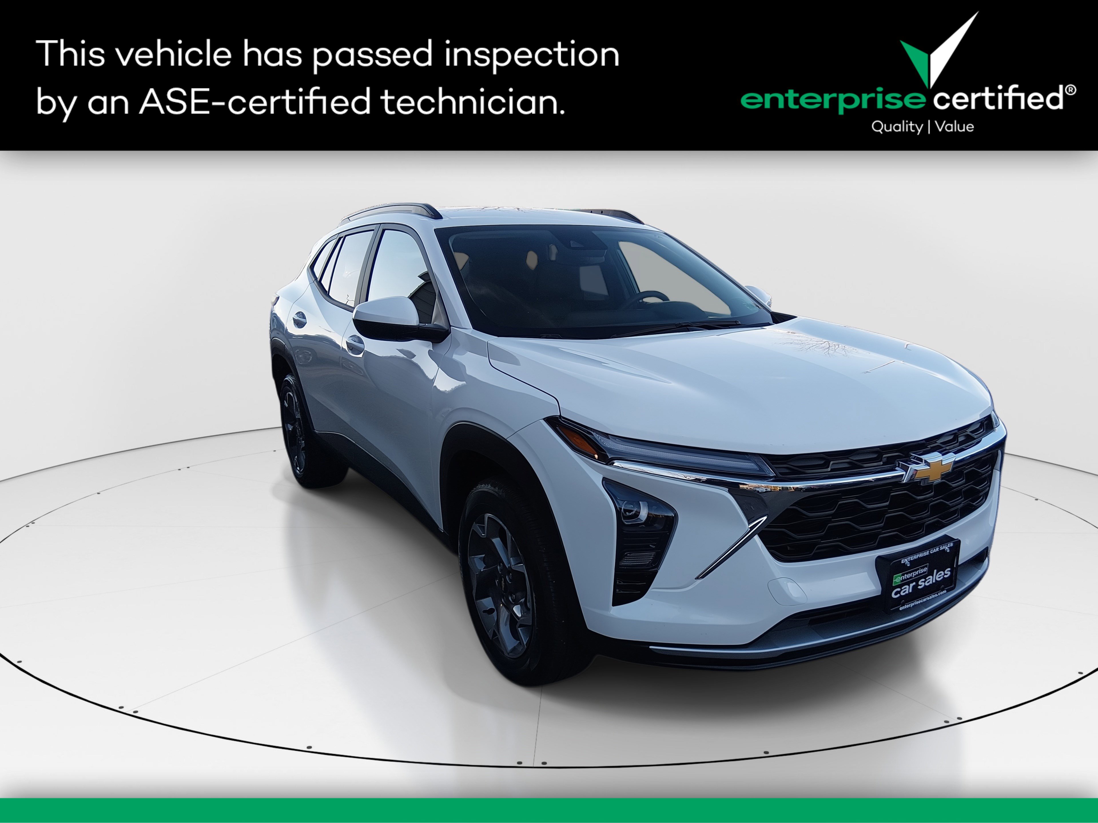 2025 Chevrolet Trax LT's photo