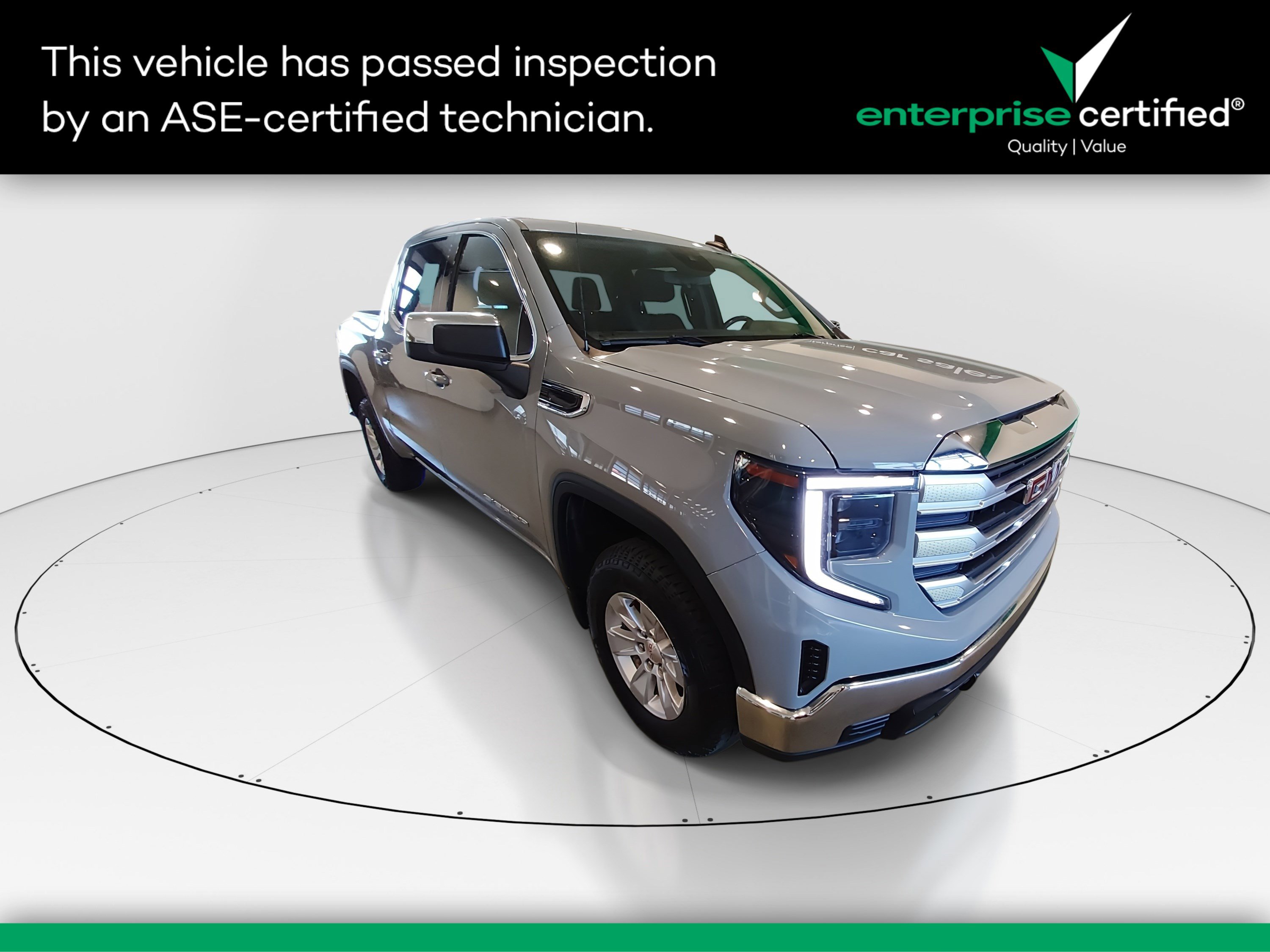 2024 GMC Sierra 1500 SLE's photo