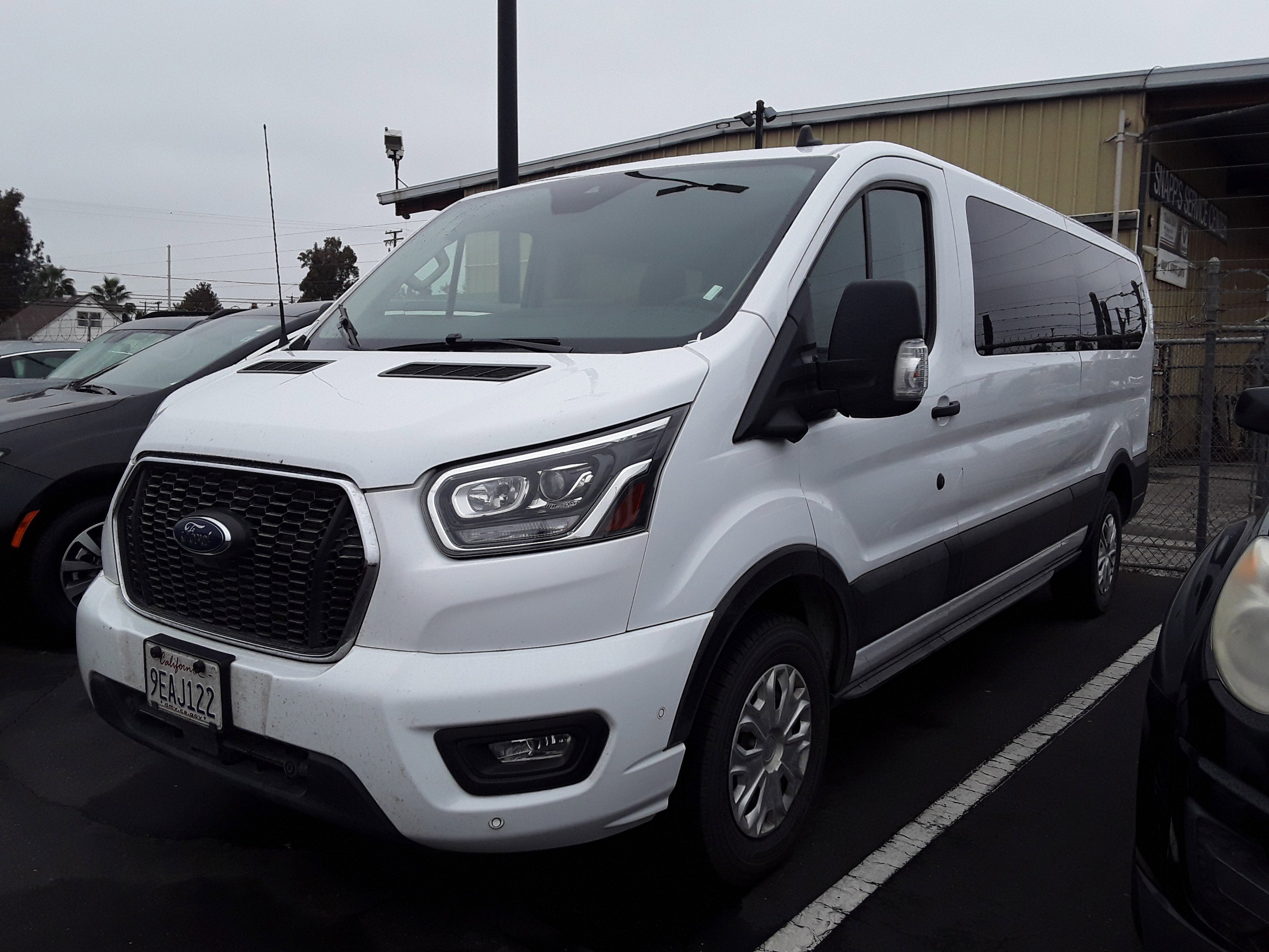 Used 2023 Ford Transit Passenger Wagon XLT T-350 148" Low Roof RWD