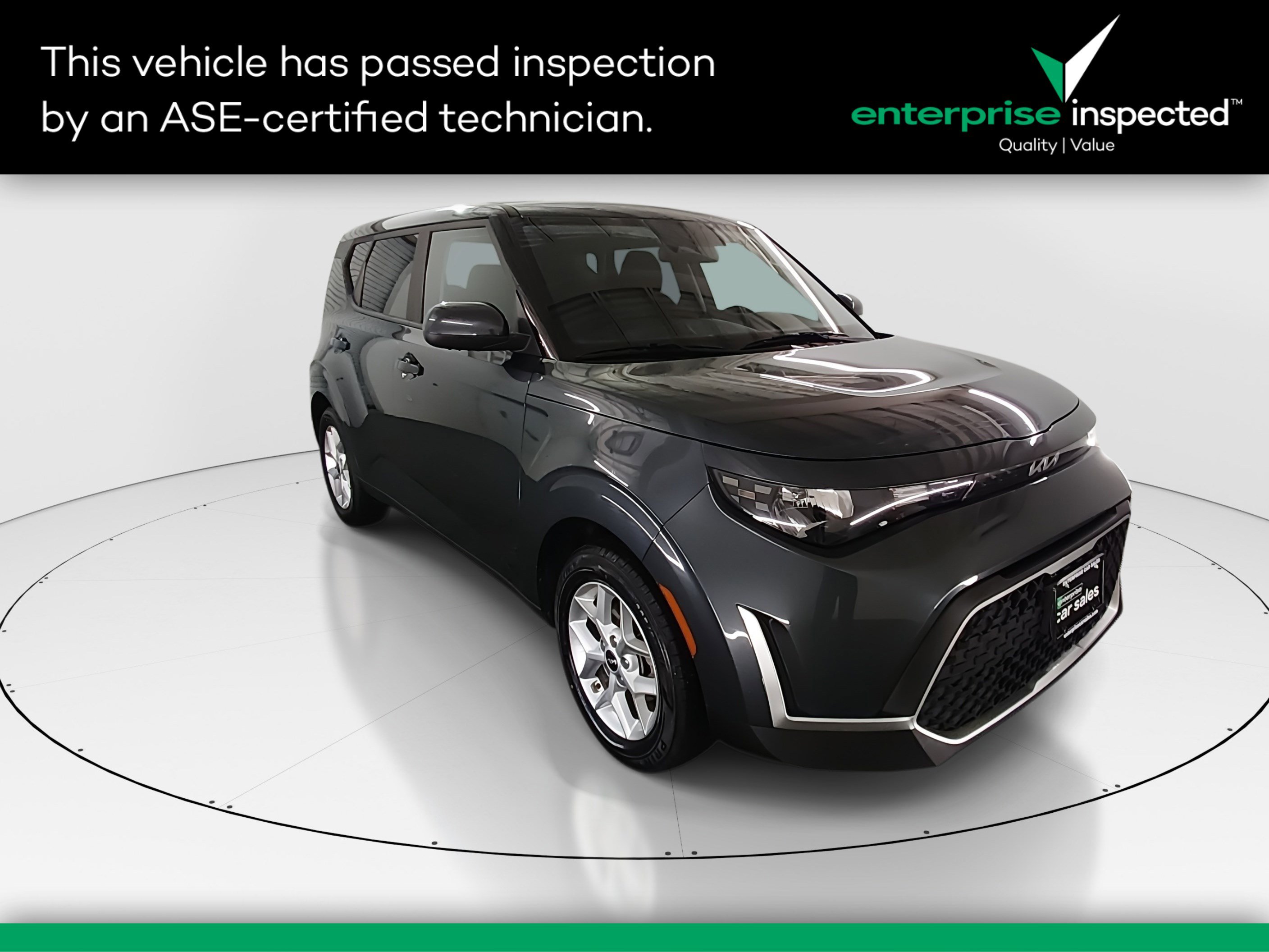 2023 Kia Soul LX's photo