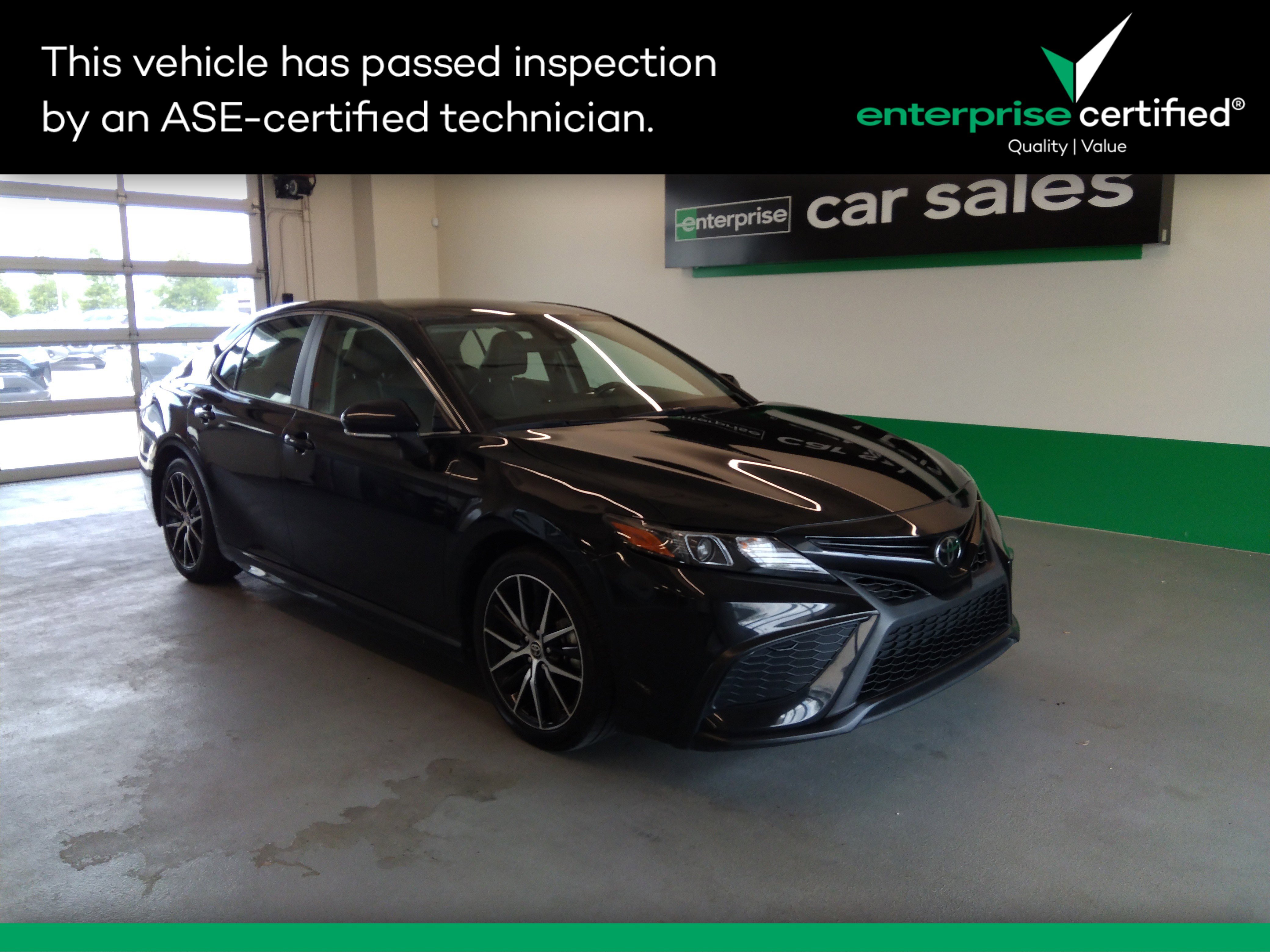 2023 Toyota Camry SE Auto