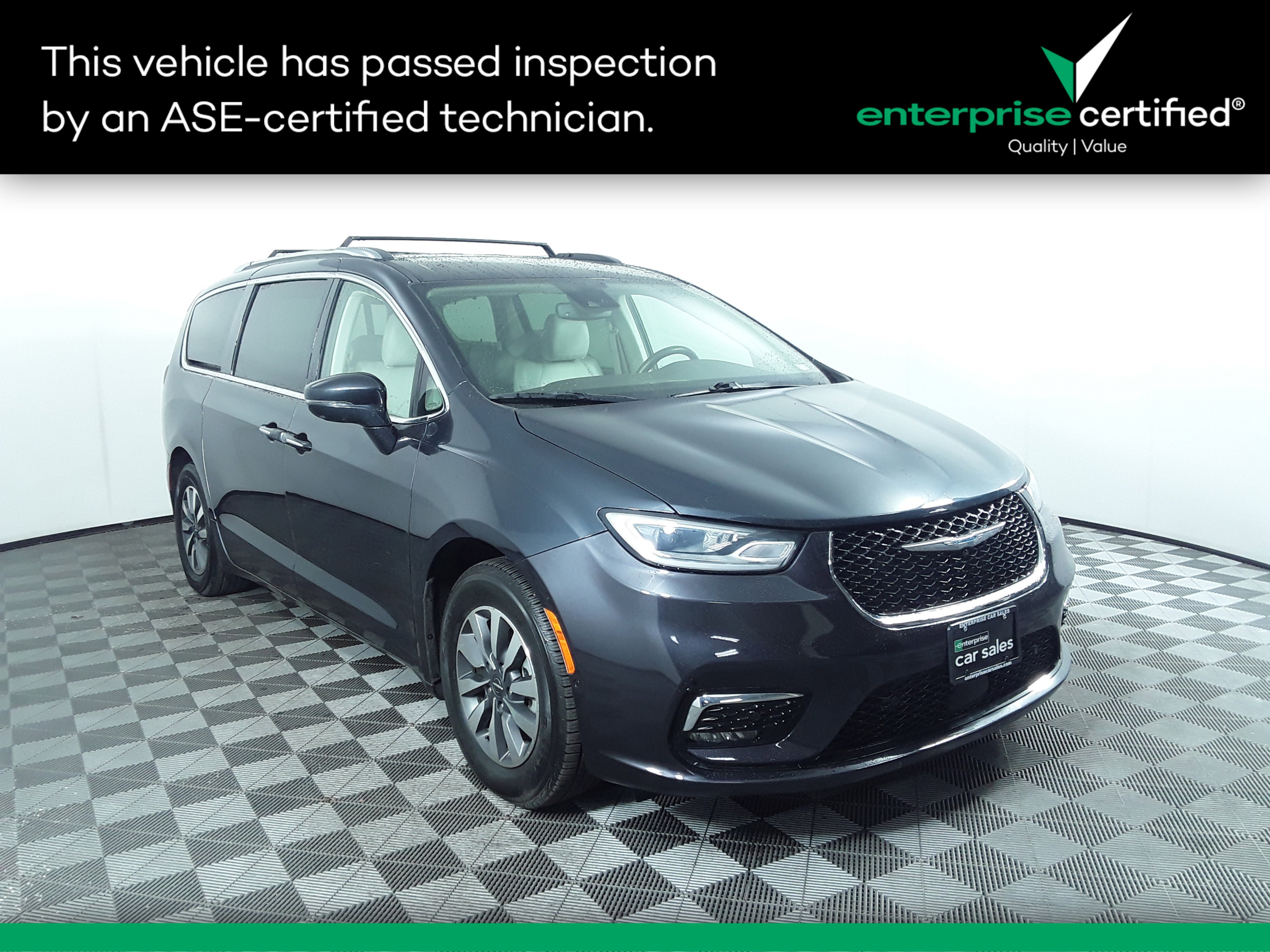 2021 Chrysler Pacifica Hybrid Touring L FWD