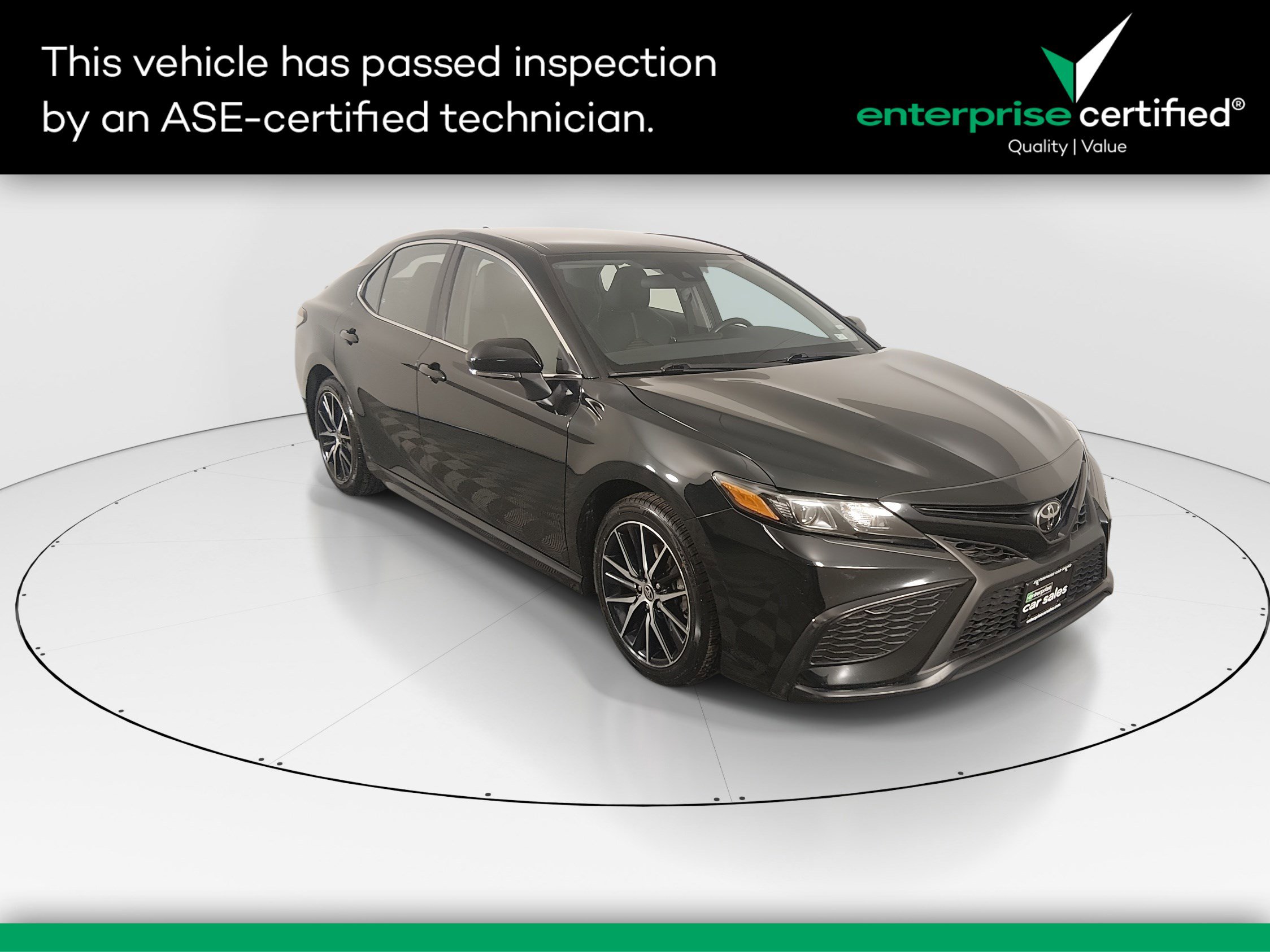 Used 2024 Toyota Camry SE Auto