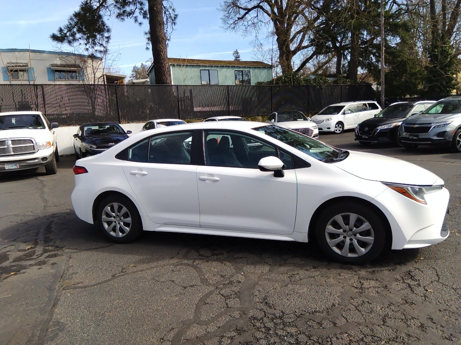 2022 Toyota Corolla LE CVT