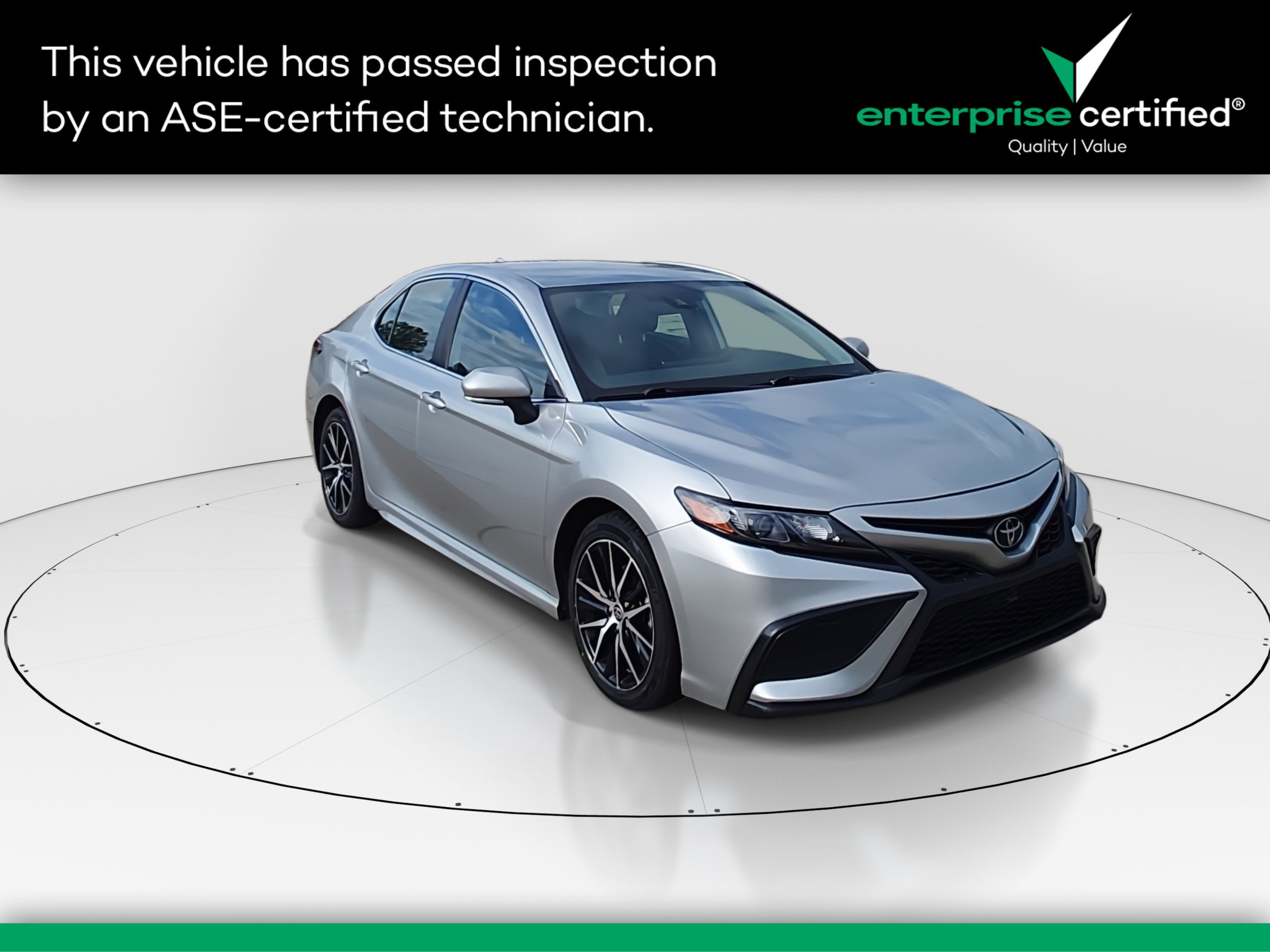 Used 2024 Toyota Camry SE Auto