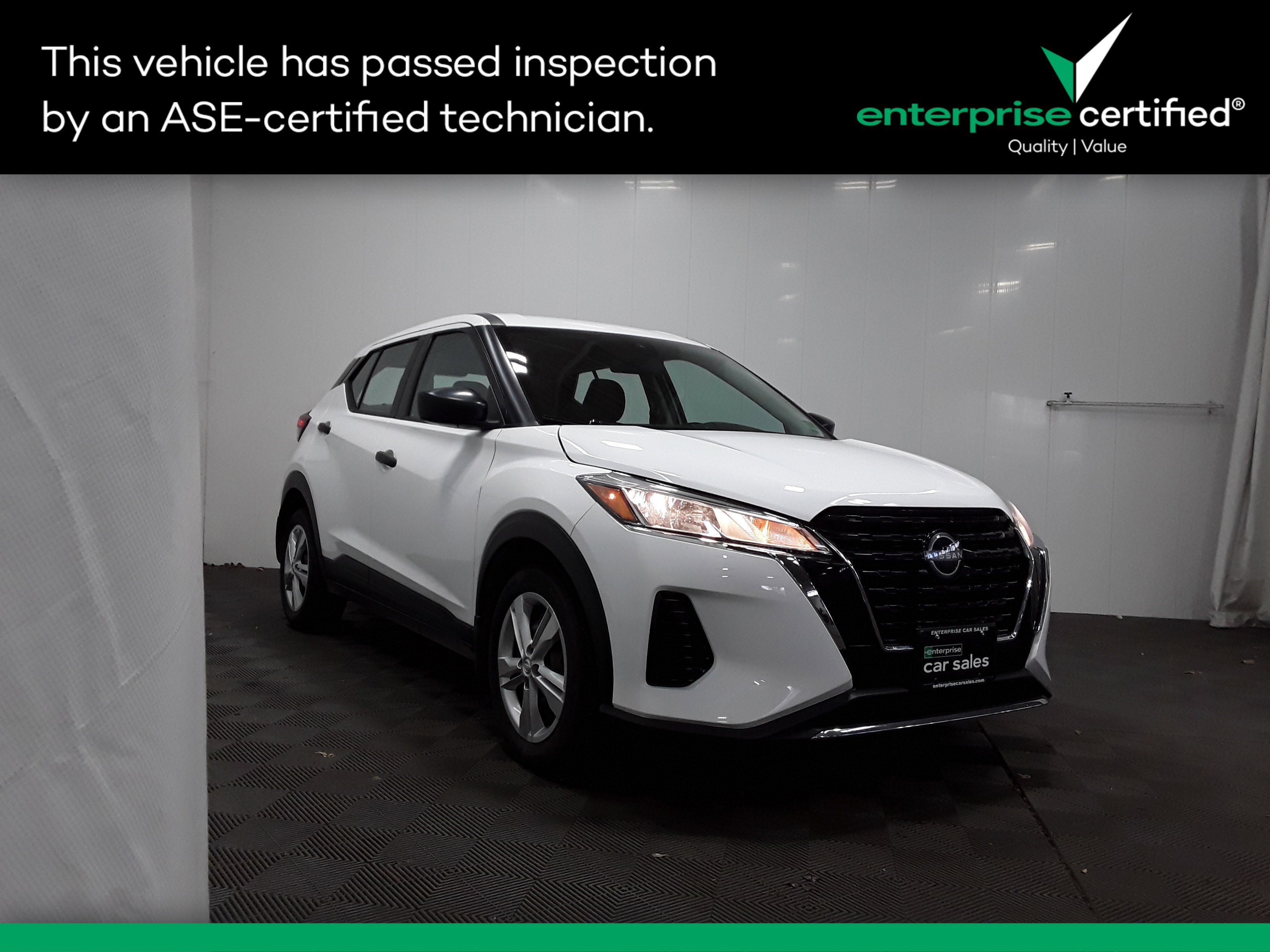 Used 2023 Nissan Kicks S FWD