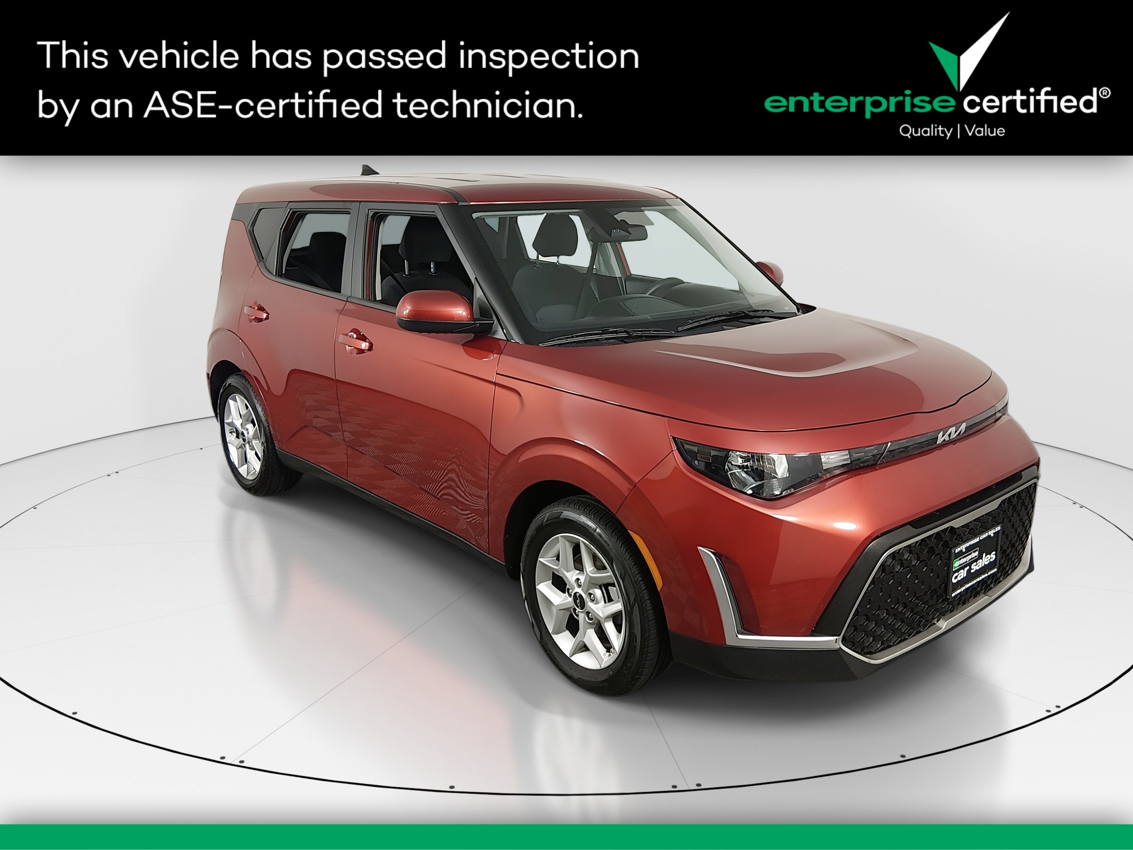 2024 Kia Soul LX's photo