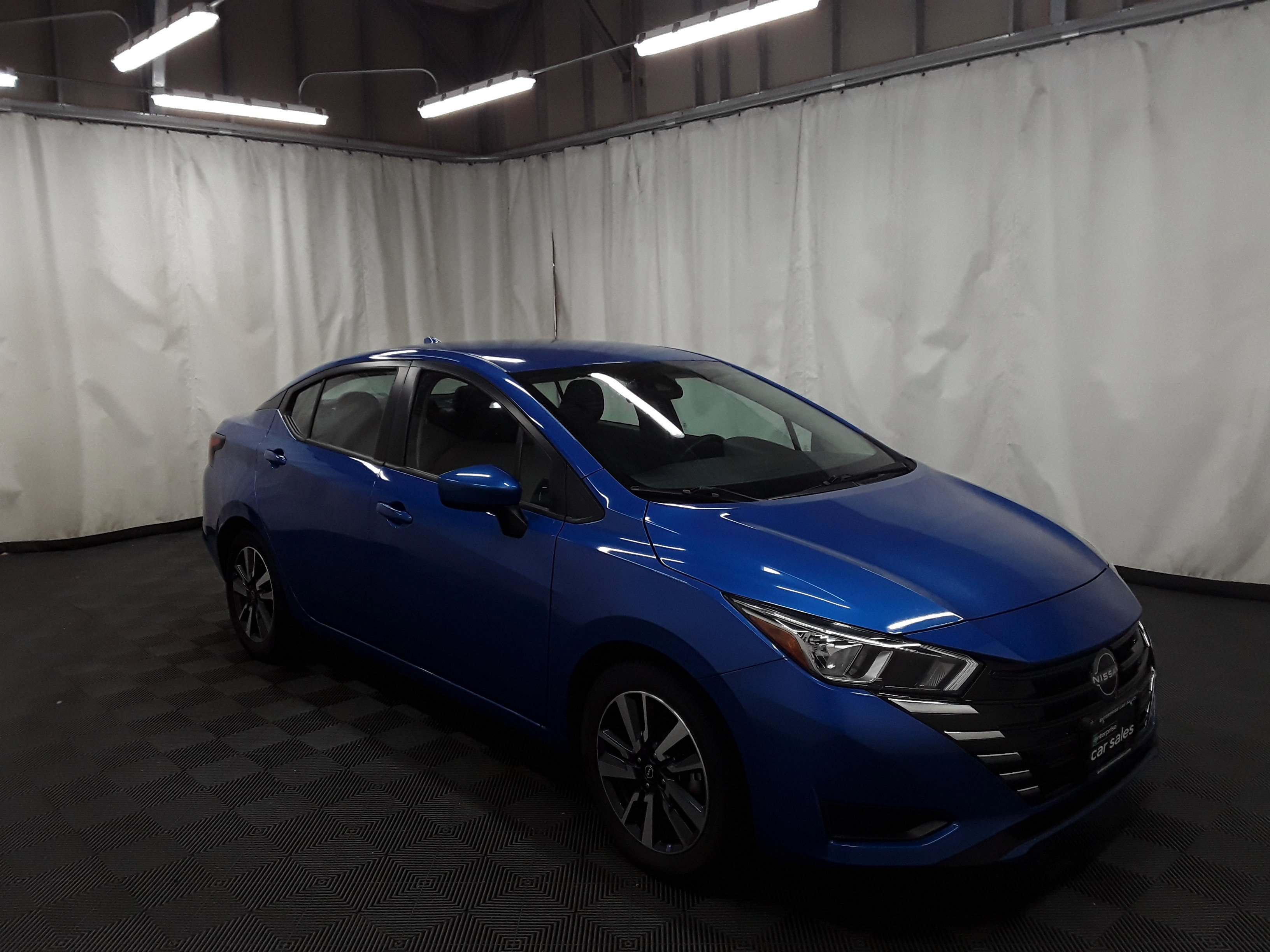 2023 Nissan Versa SV CVT
