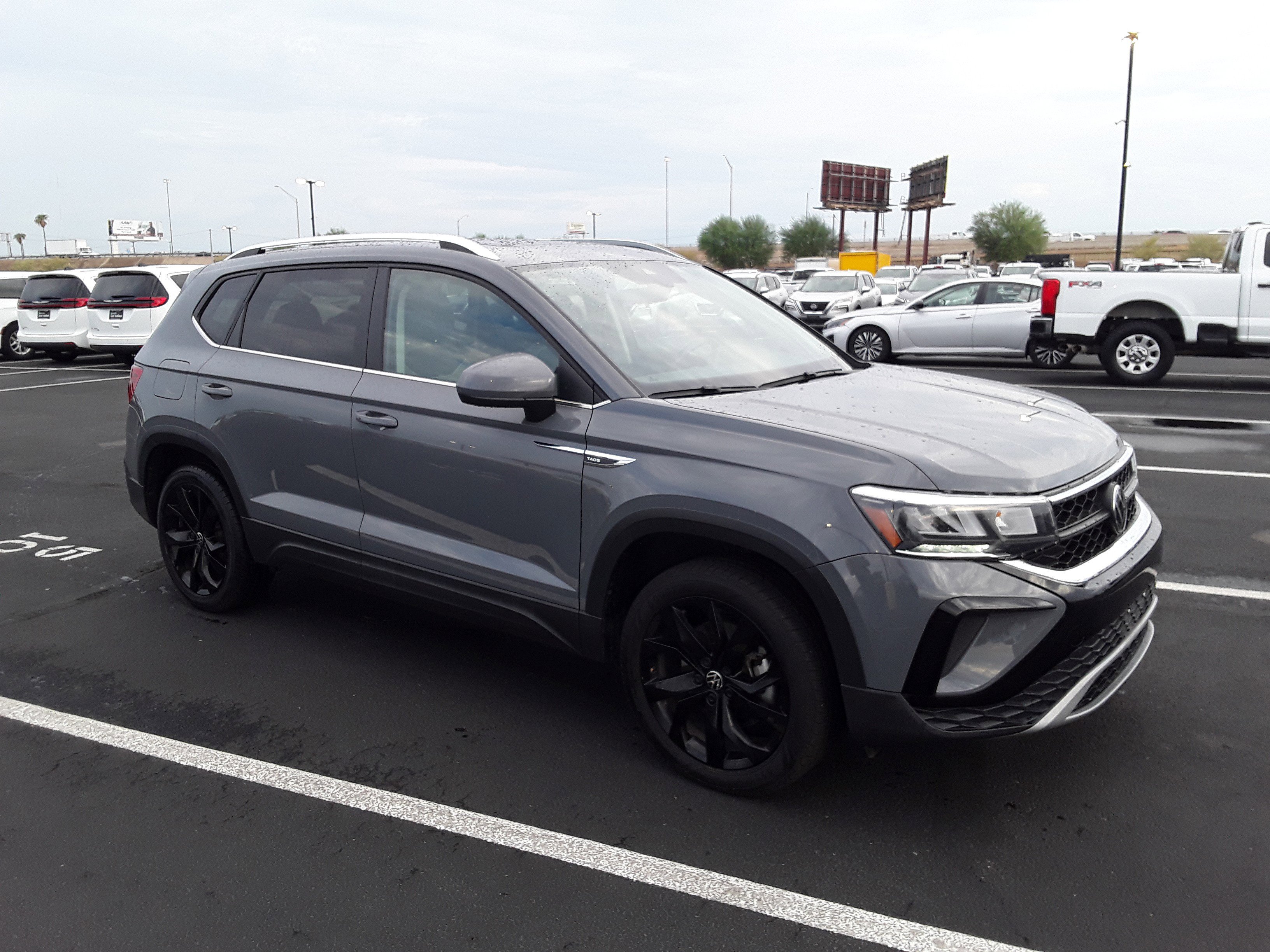 Used 2023 Volkswagen Taos SE FWD