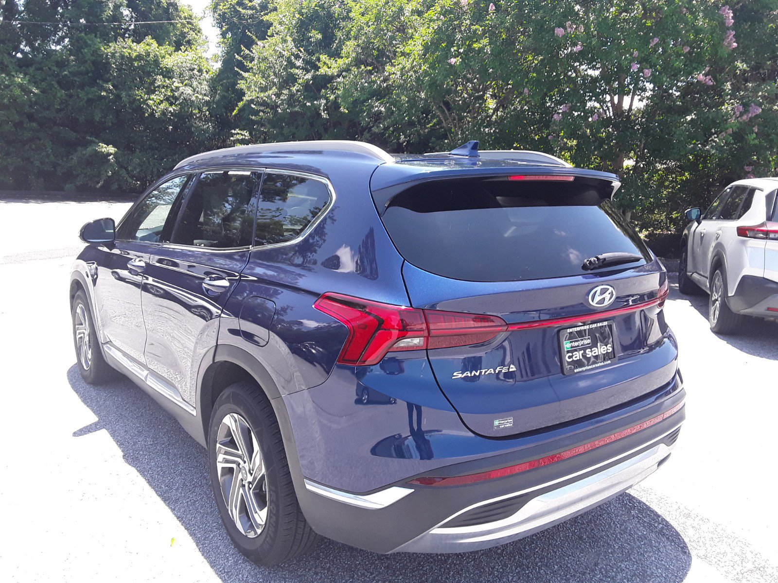 Image 4 of Used 2023 Hyundai Santa Fe SEL FWD