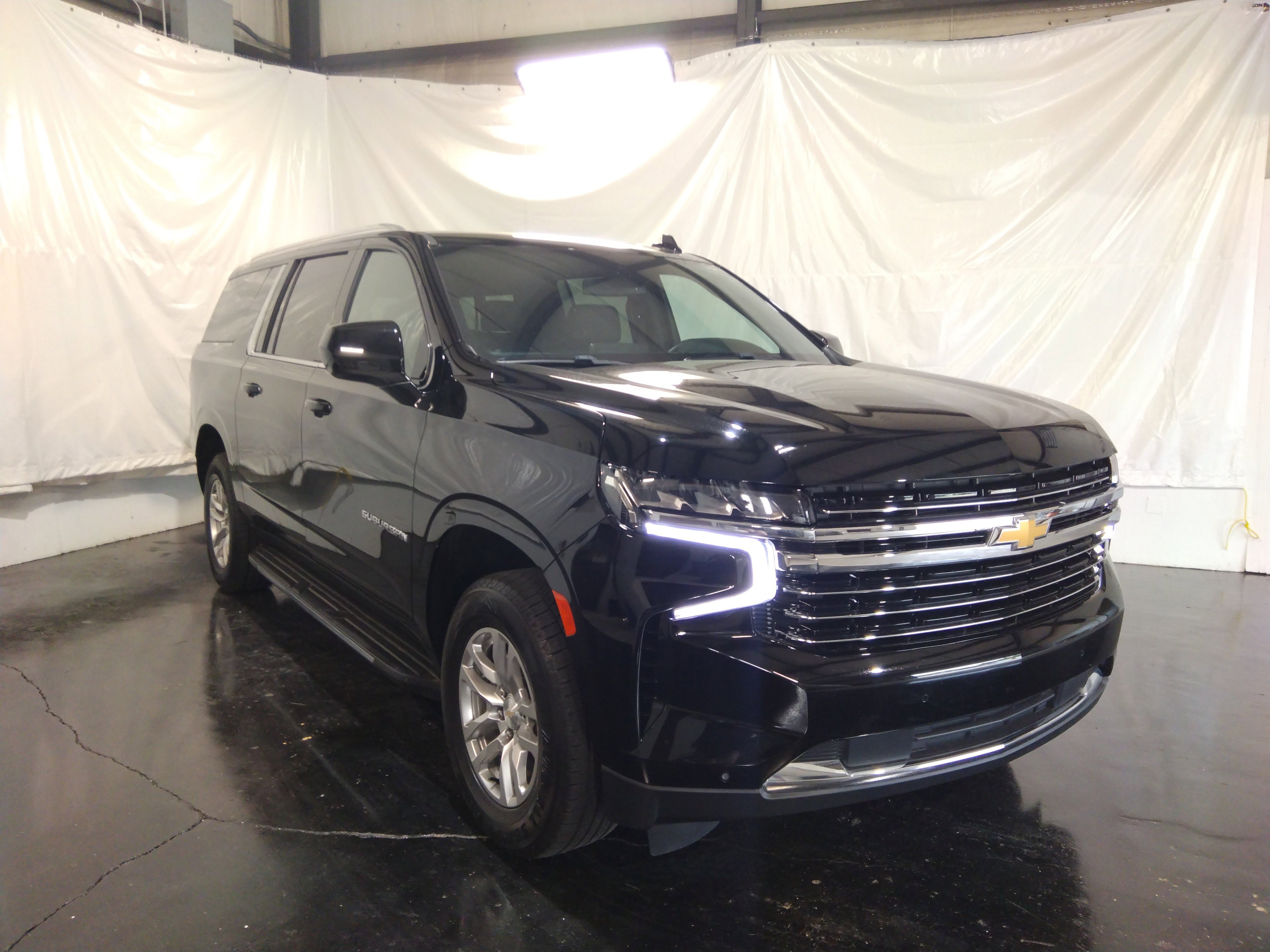 2023 Chevrolet Suburban 2WD 4dr LT