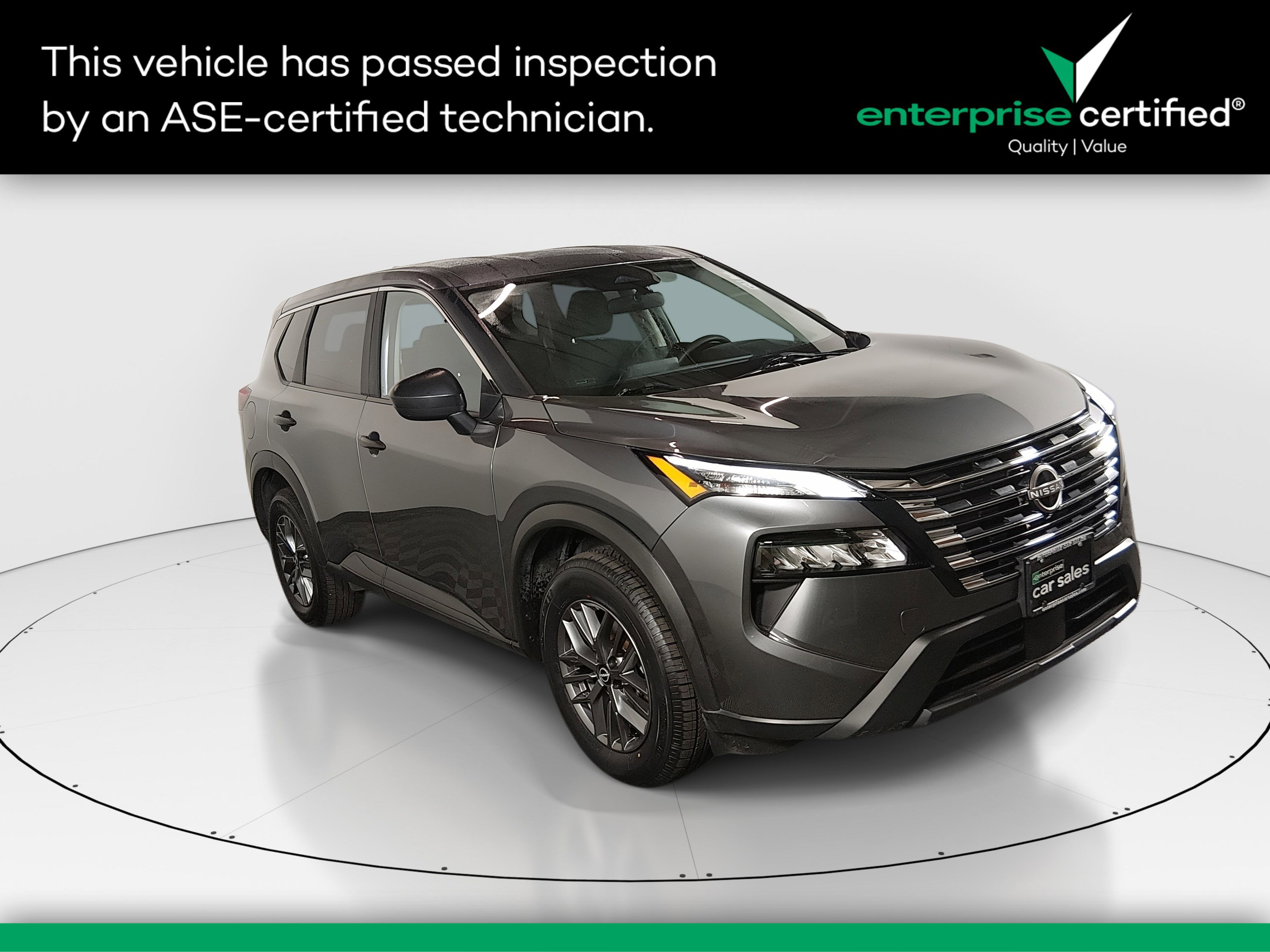 2024 Nissan Rogue S's photo