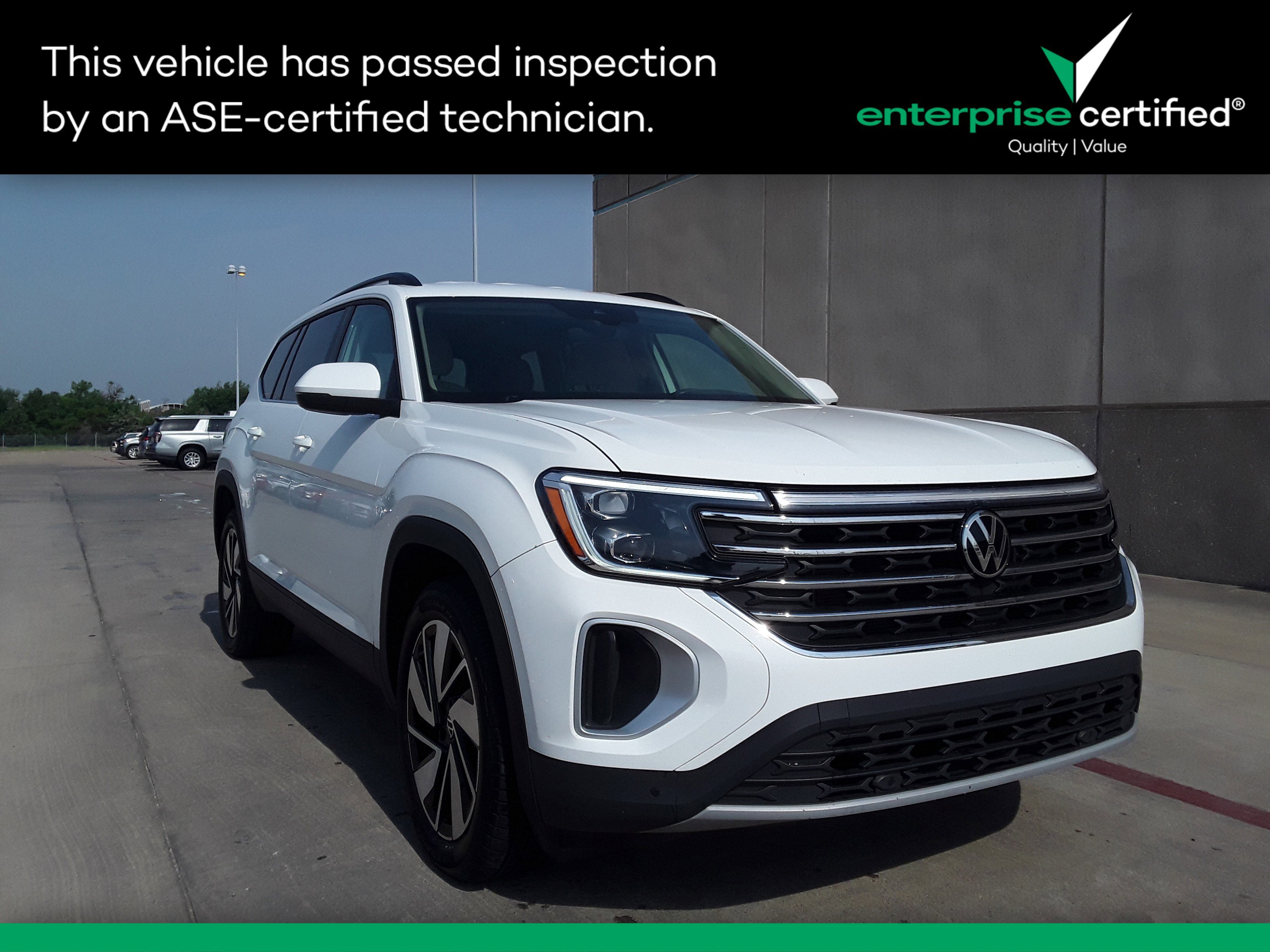 2024 Volkswagen Atlas 2.0T SE w/Technology 4MOTION