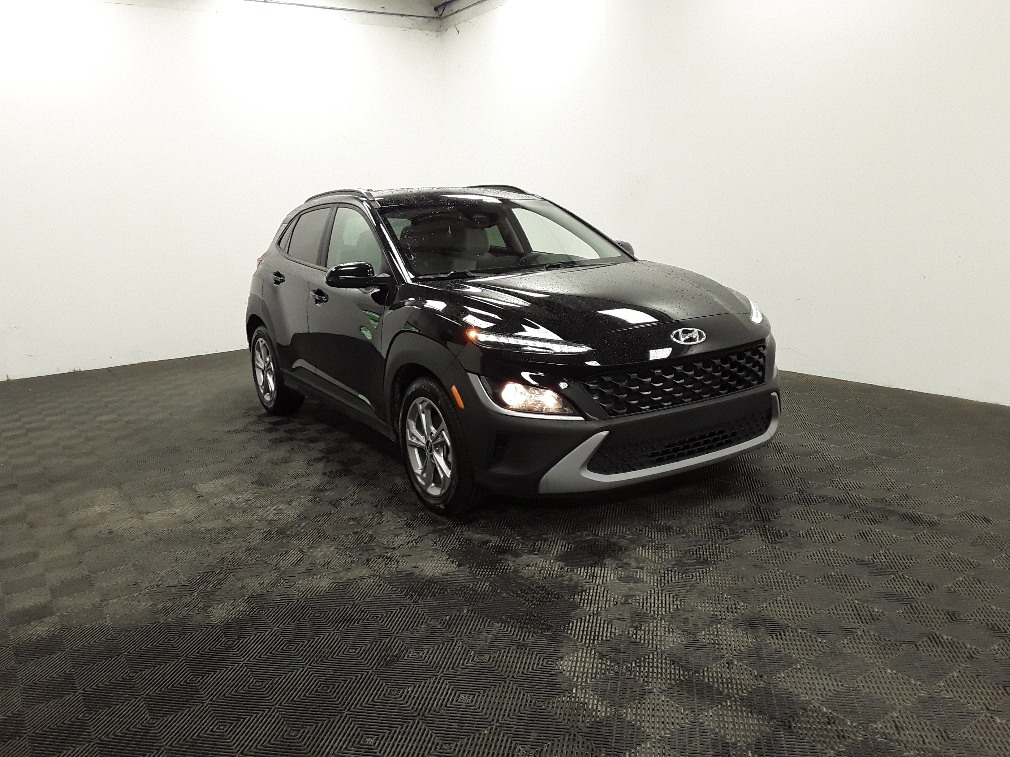 Used 2023 Hyundai Kona SEL Auto FWD