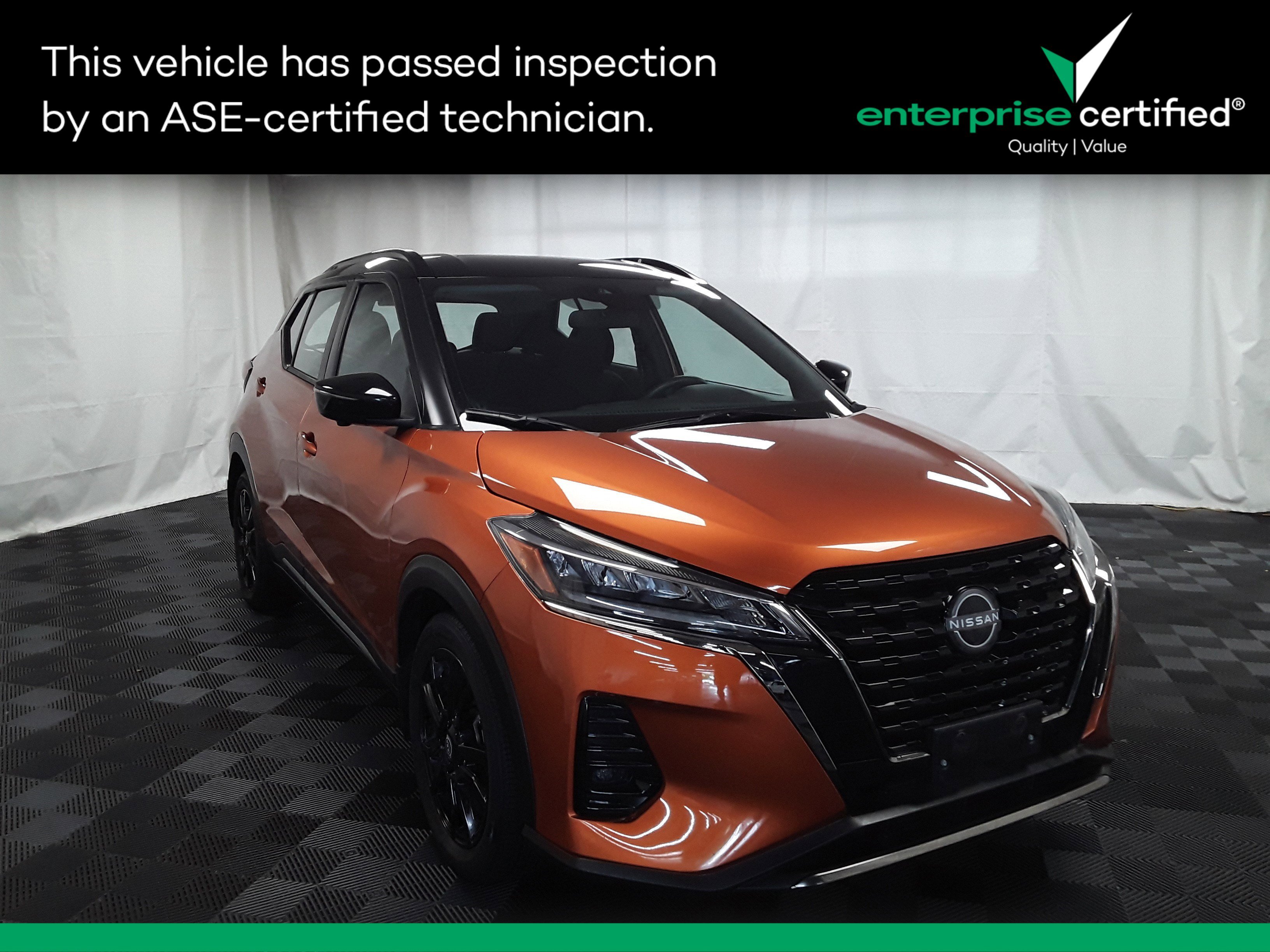 2023 Nissan Kicks SR FWD