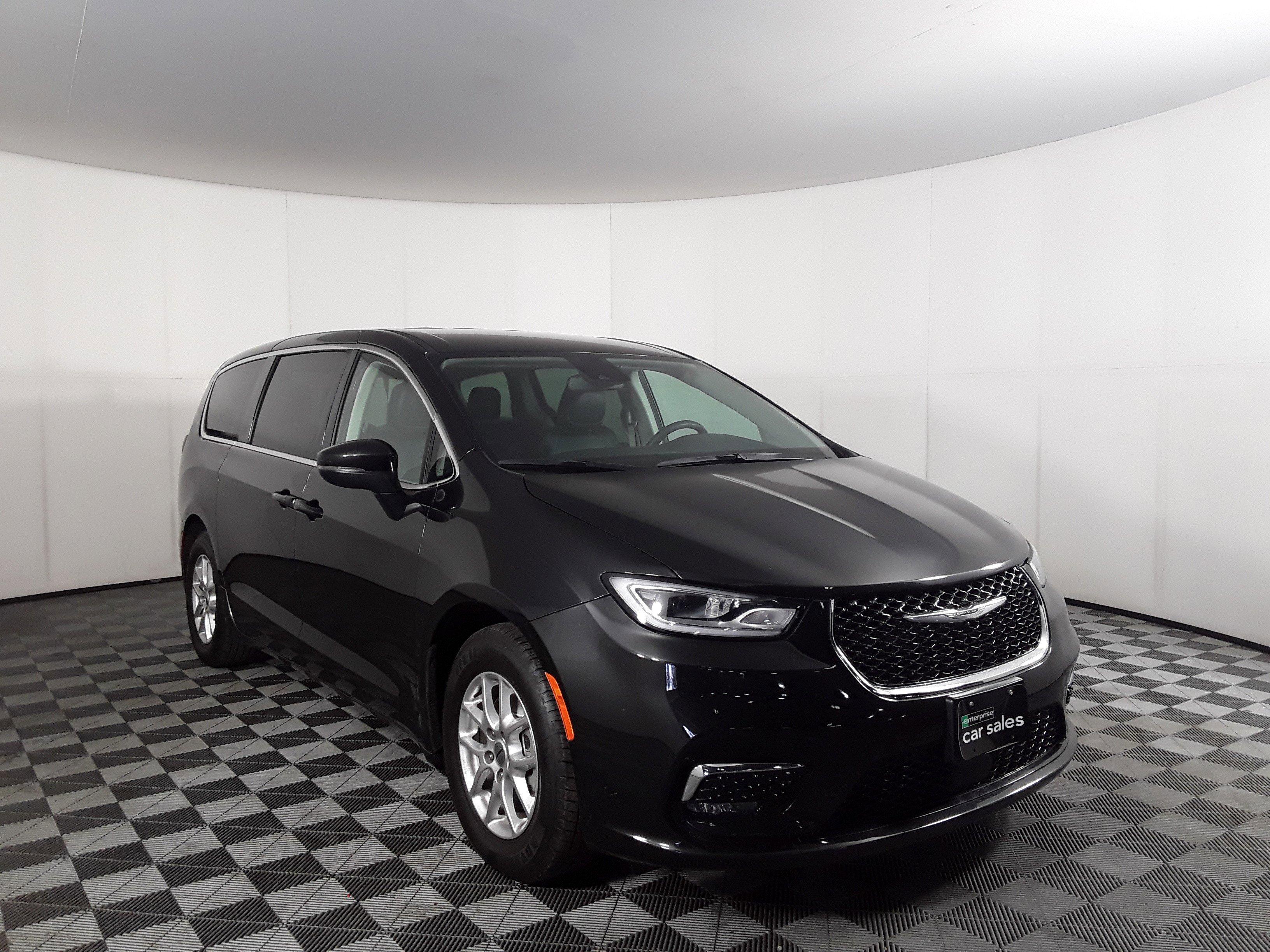 2023 Chrysler Pacifica Touring L FWD