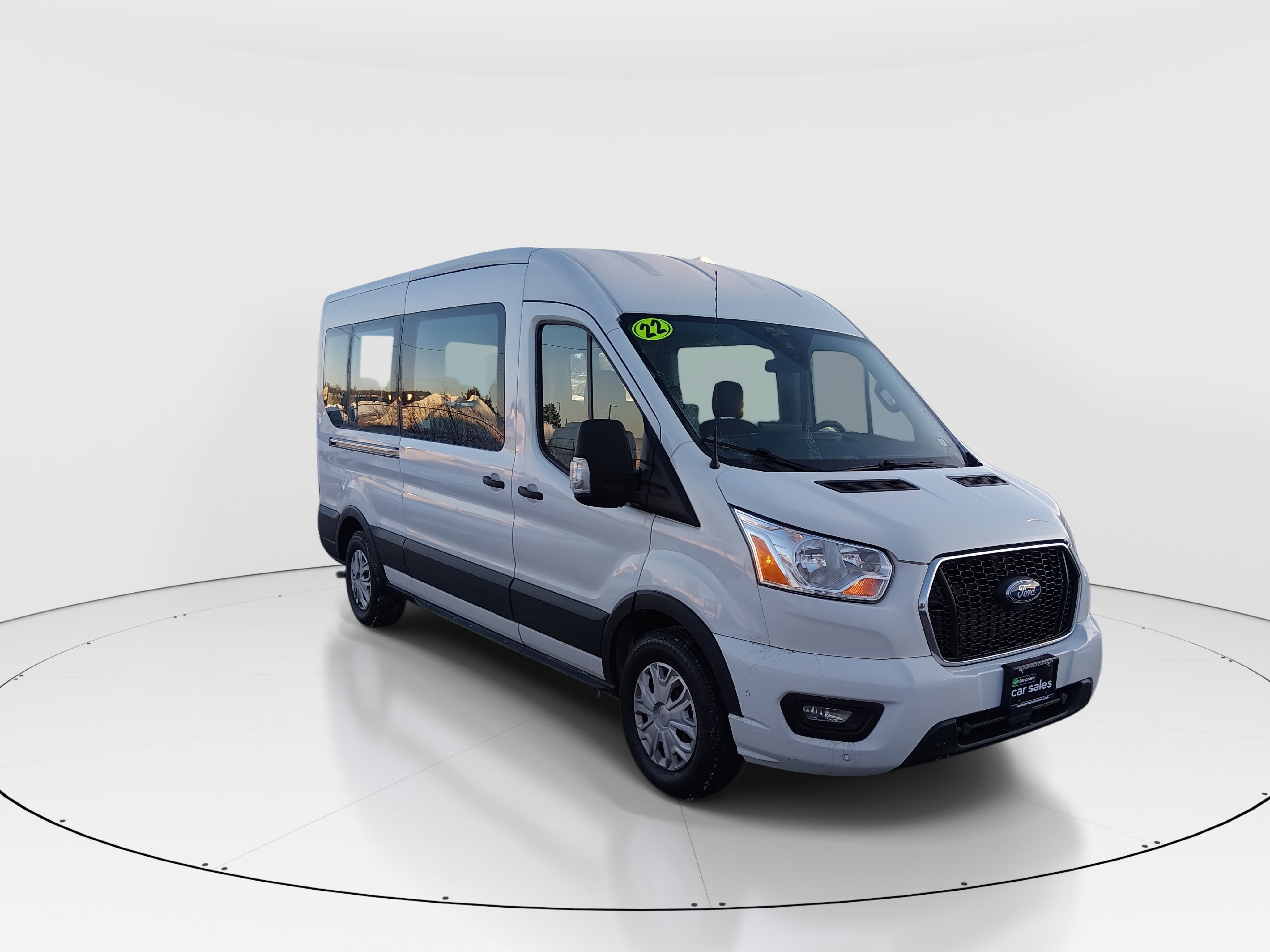 Used 2022 Ford Transit Passenger Wagon T-350 148" Med Roof XLT RWD