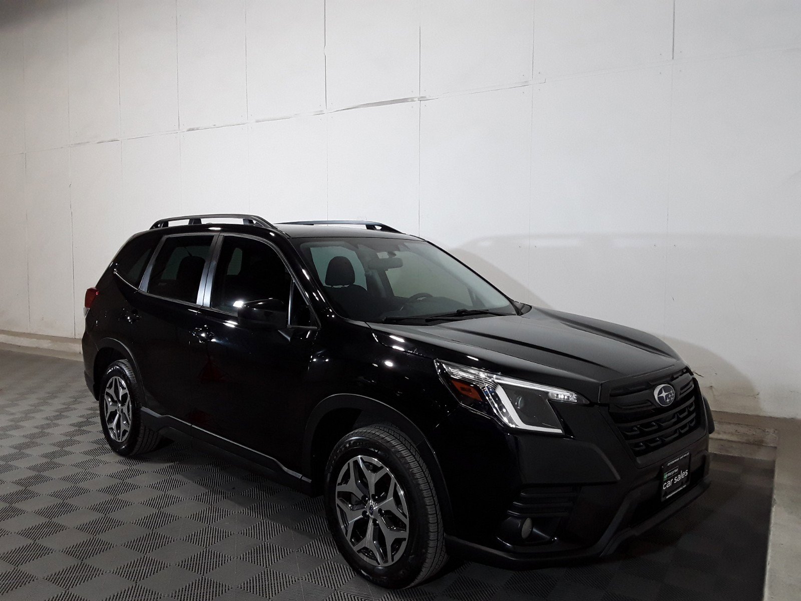 2023 Subaru Forester Premium CVT