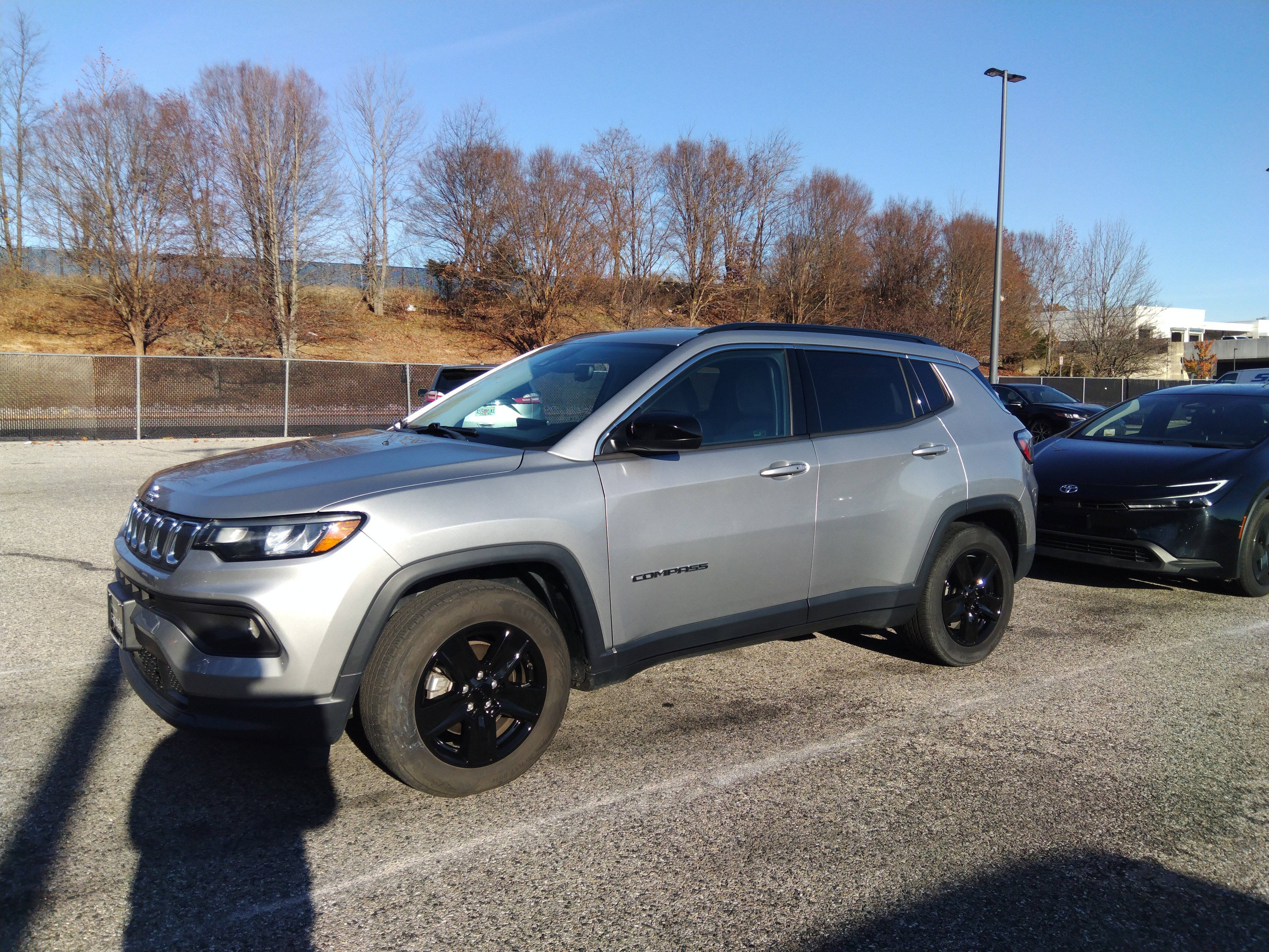 Used 2022 Jeep Compass Latitude FWD
