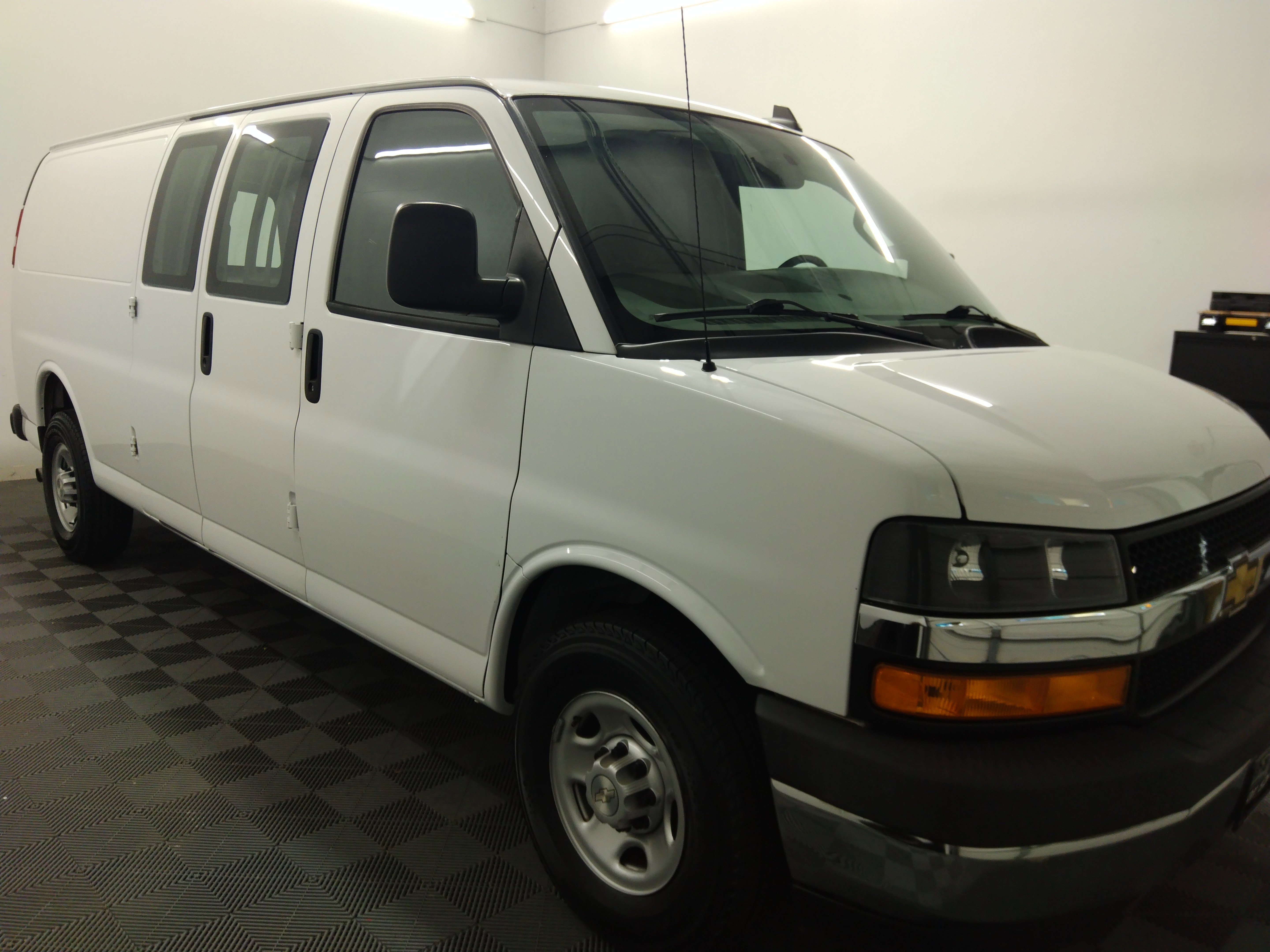 2019 Chevrolet Express Cargo Van RWD 3500 155