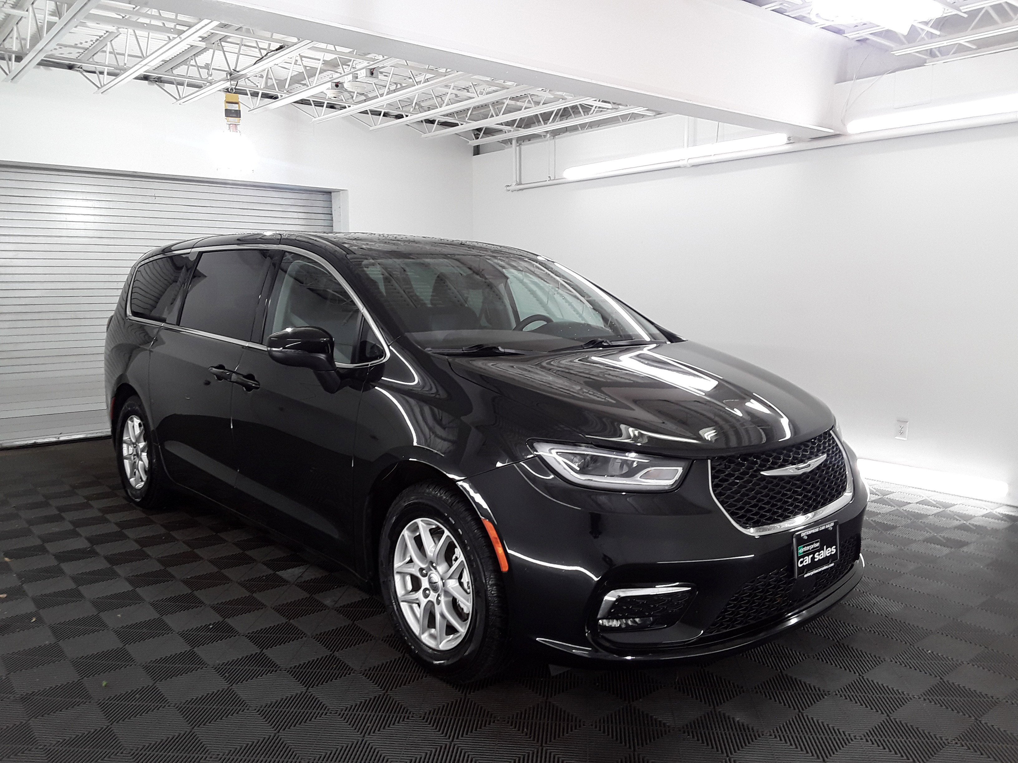 2023 Chrysler Pacifica Touring L FWD