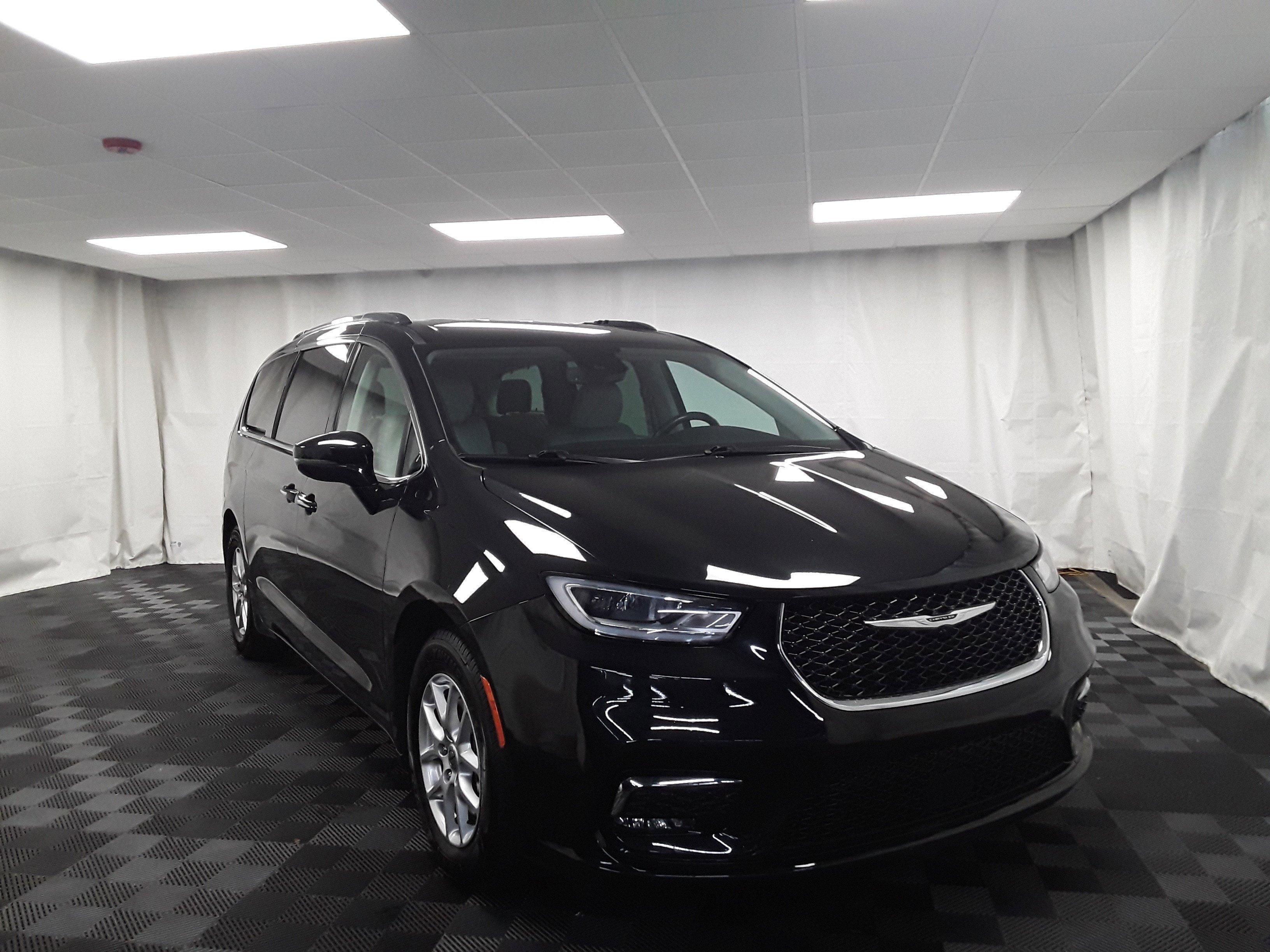 2021 Chrysler Pacifica Touring L FWD