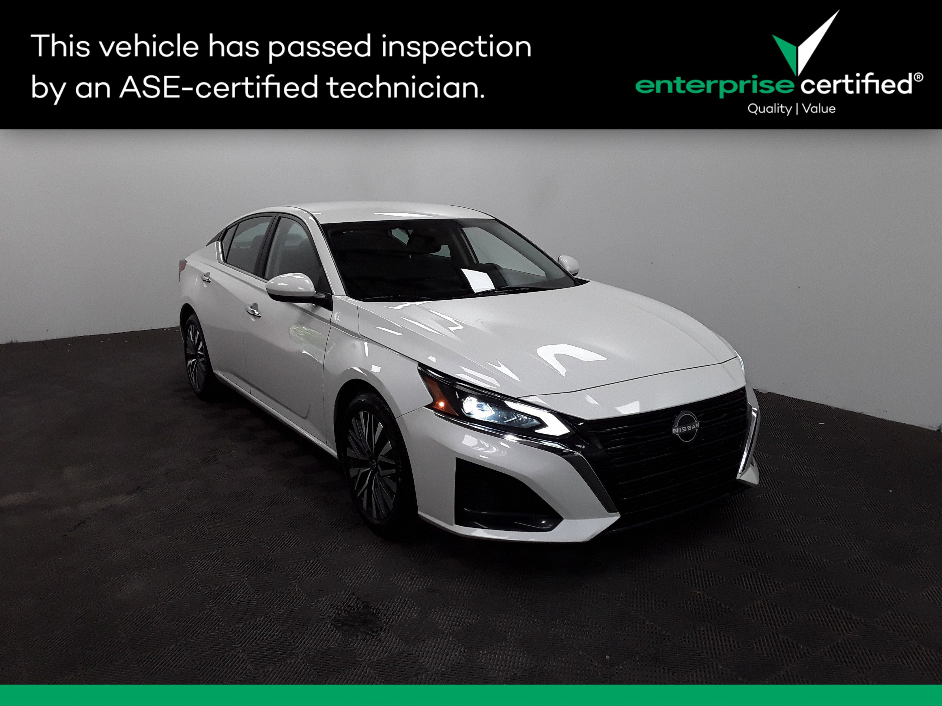 Used 2023 Nissan Altima 2.5 SV Sedan