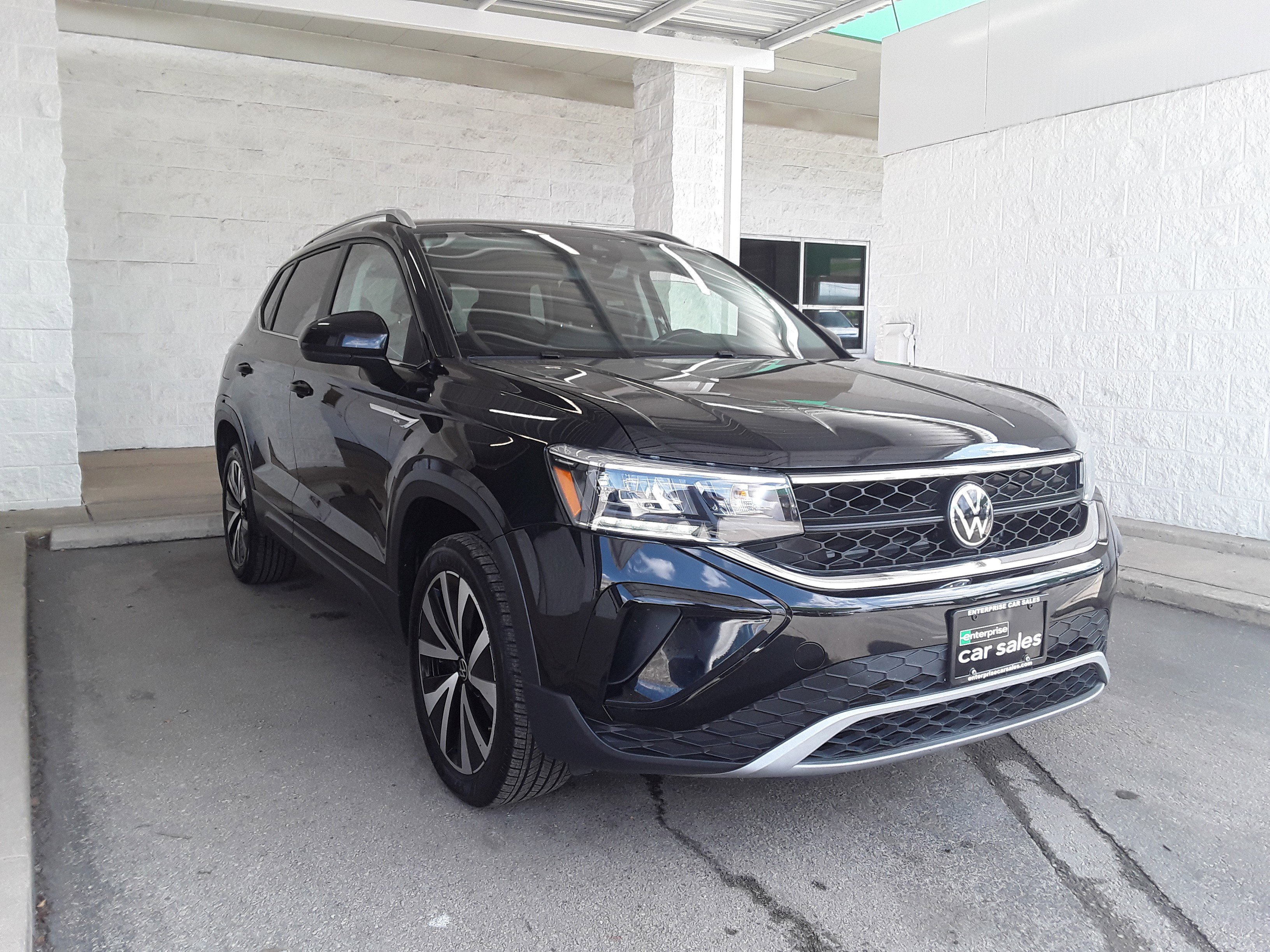 2024 Volkswagen Taos SE FWD